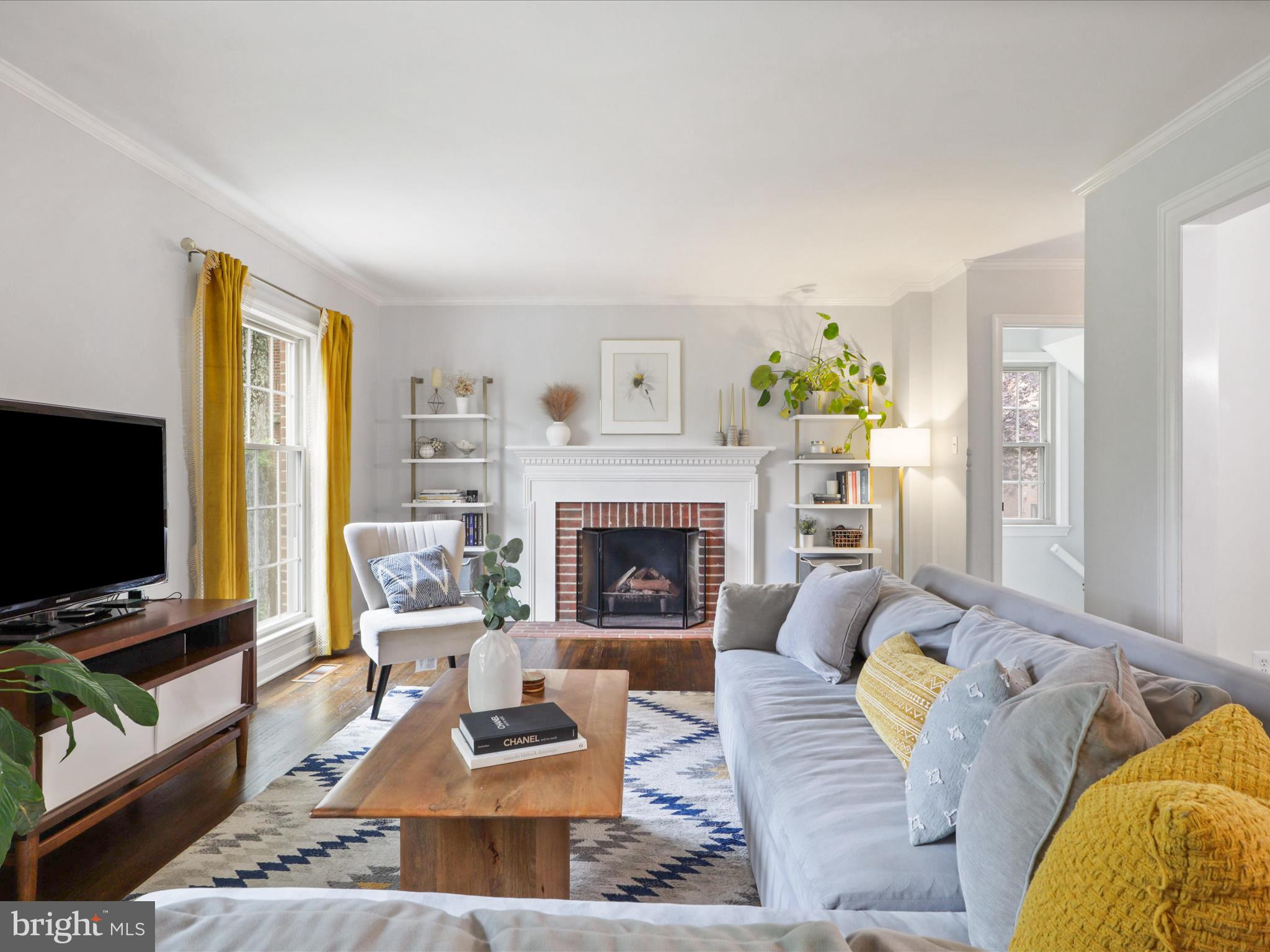 109 East St NE