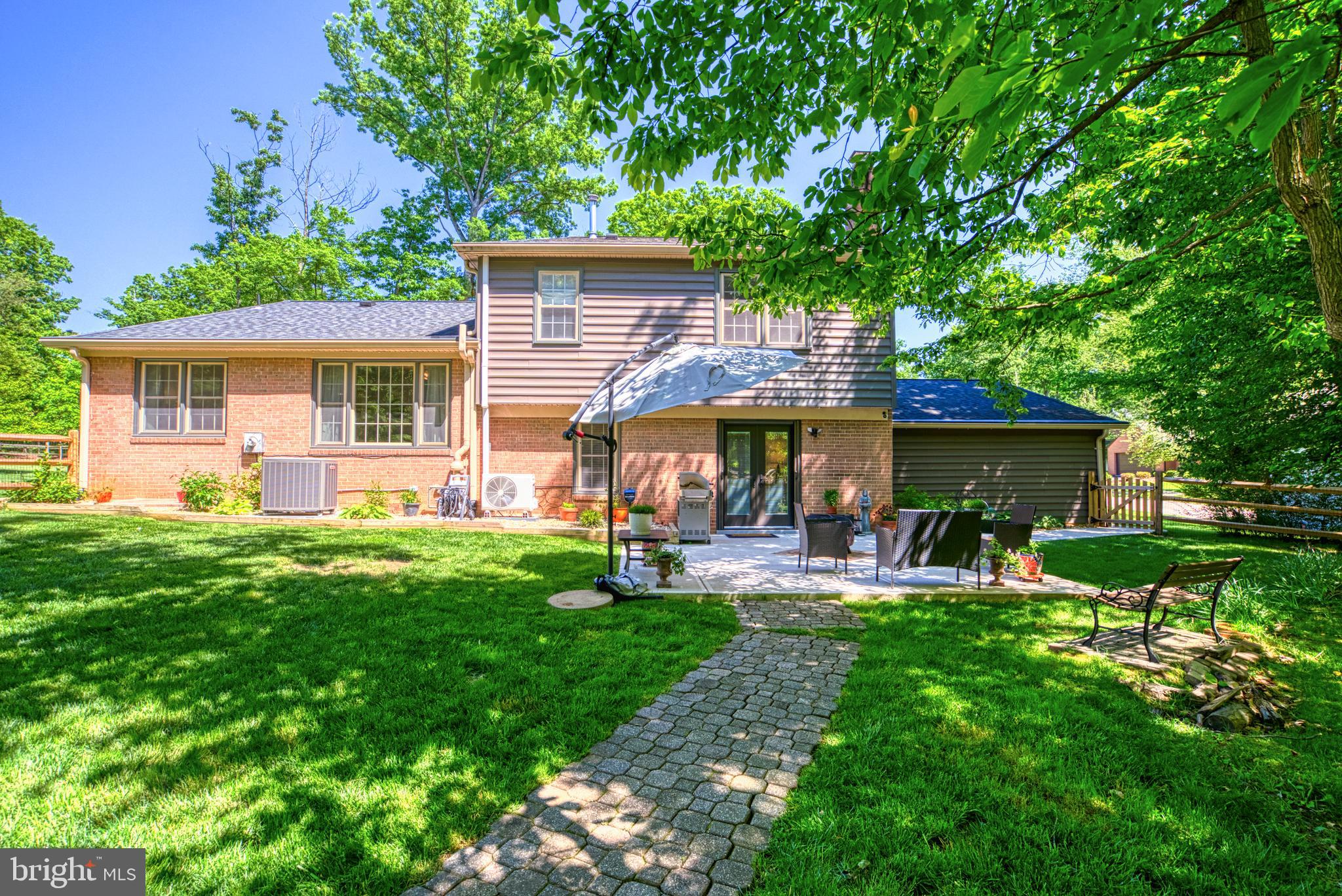 12010 Trotter Ln