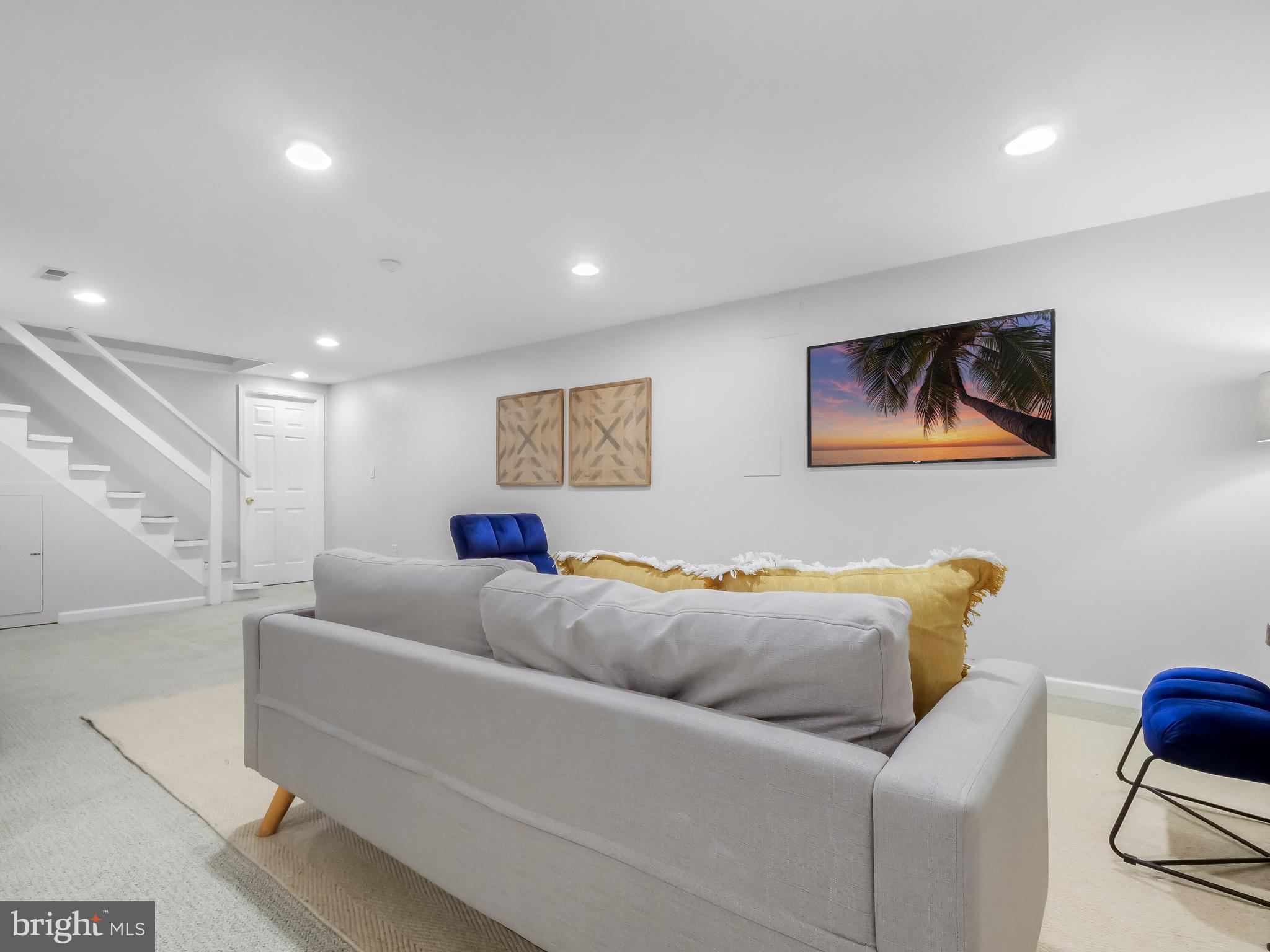 2416 Drexel St