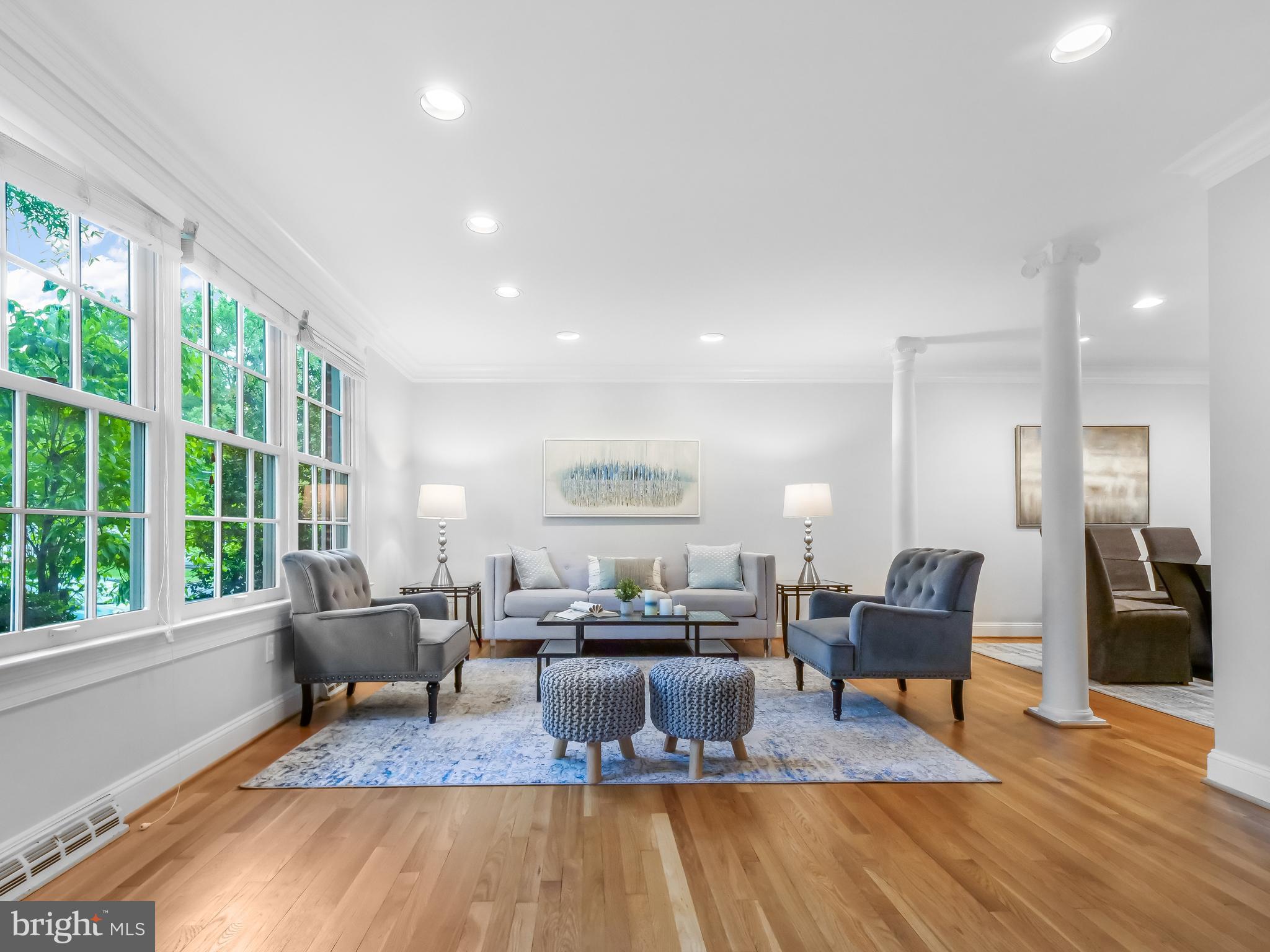 2416 Drexel St