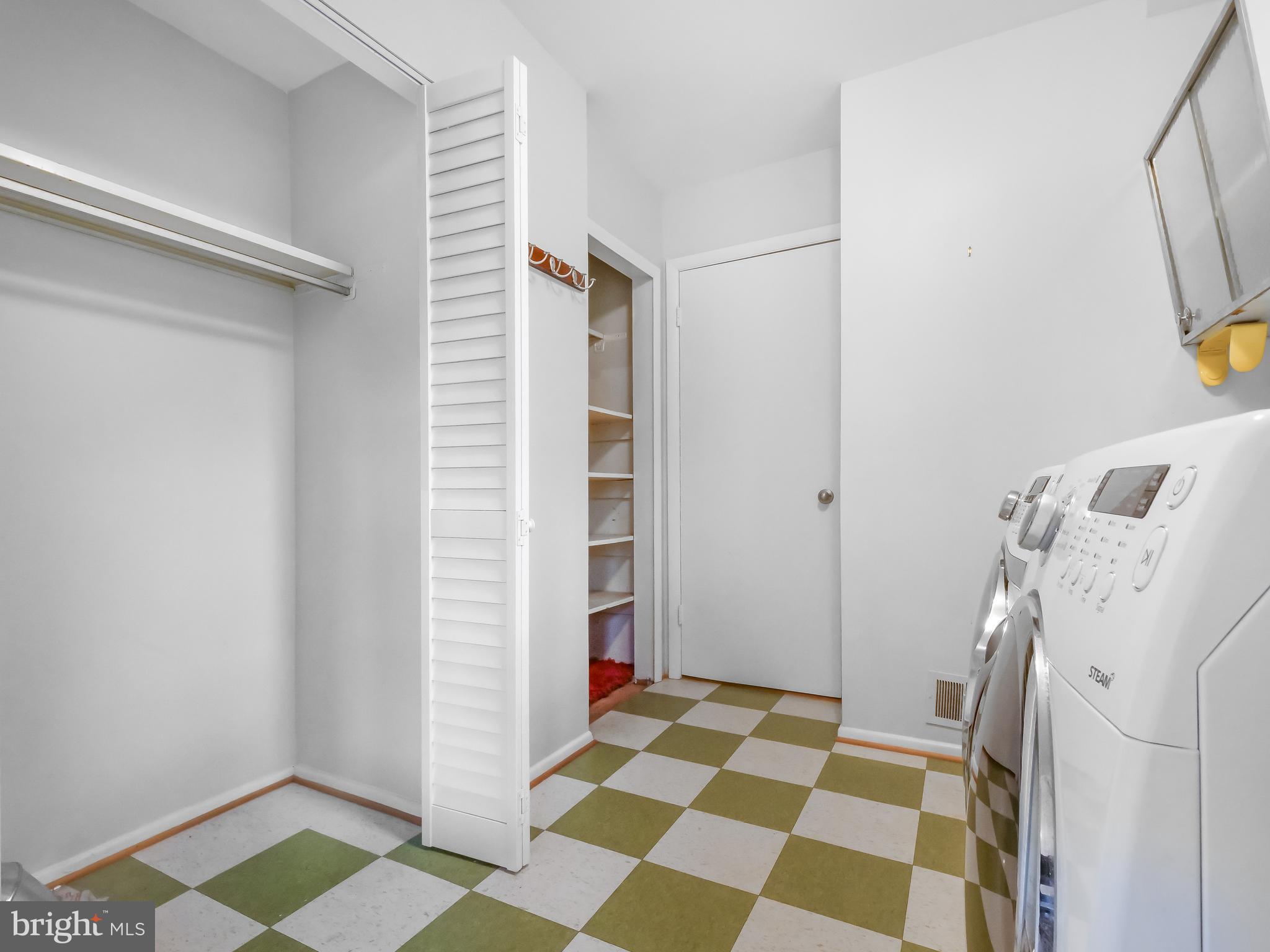 2416 Drexel St