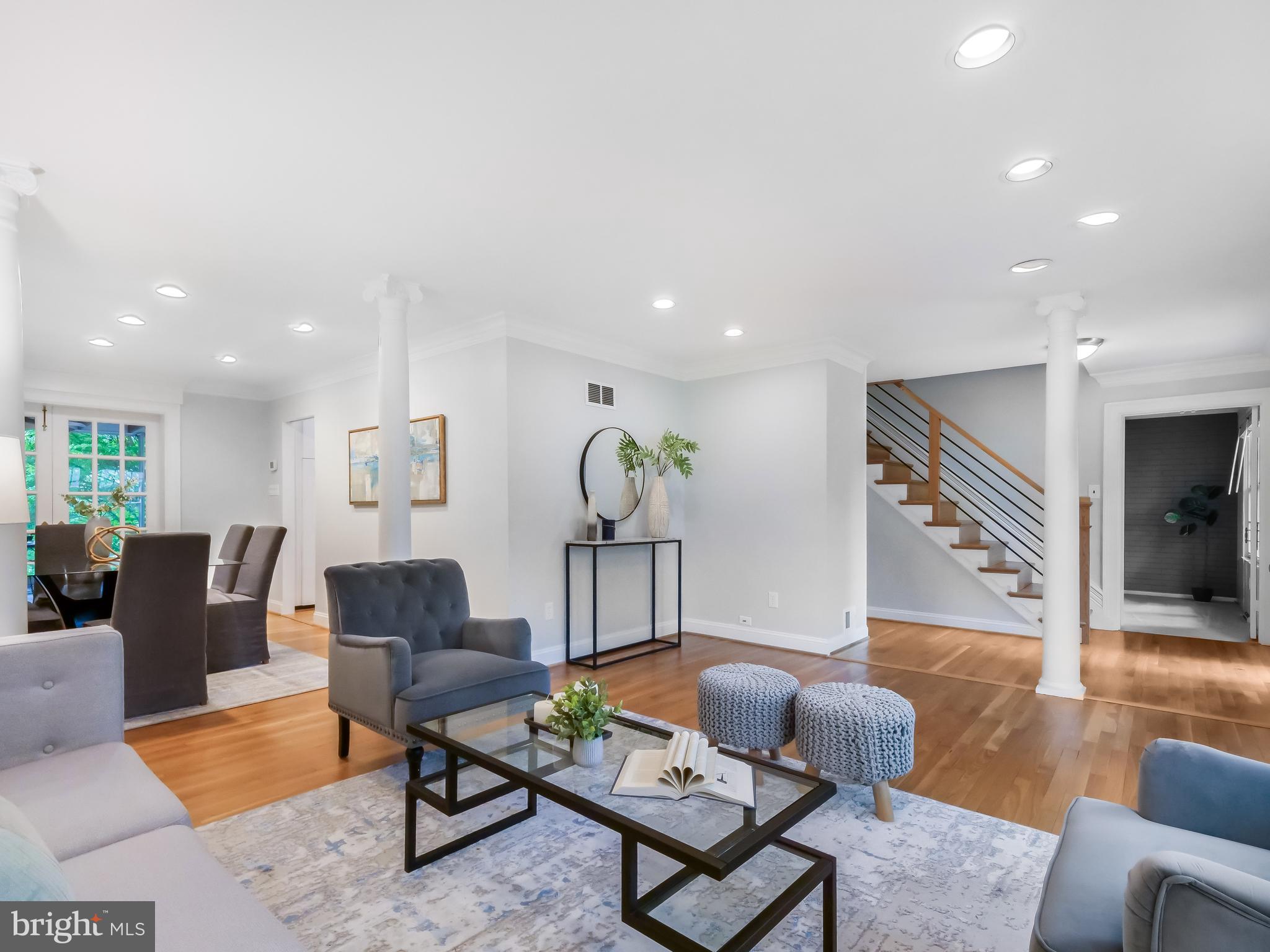 2416 Drexel St