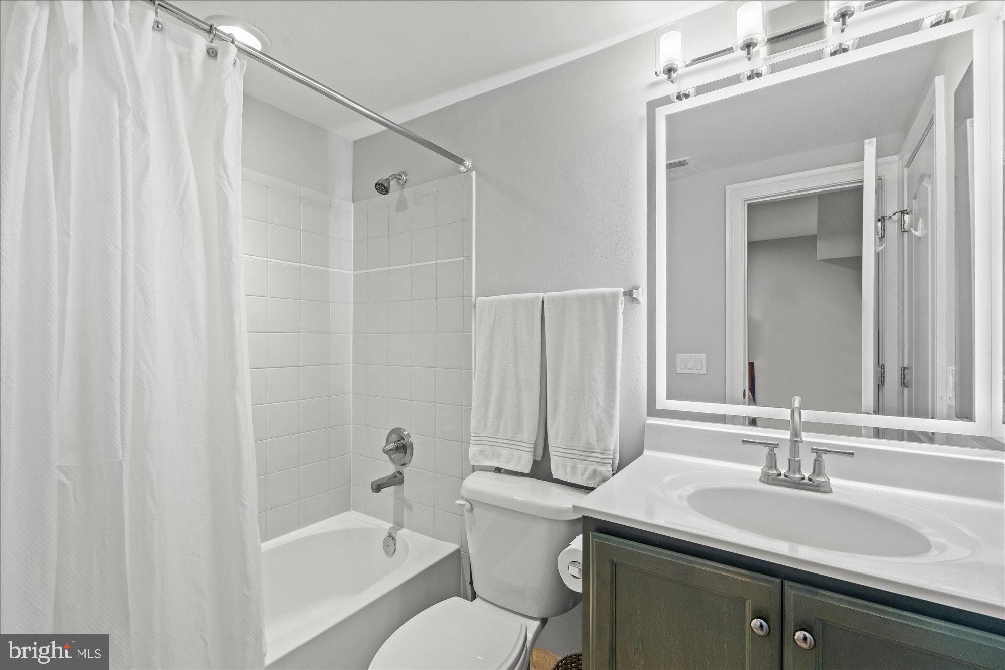 8410 Tysons Trace Ct