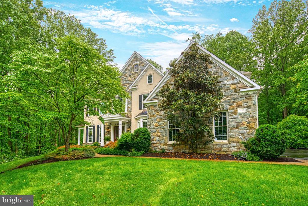 1298 Newkirk Ct