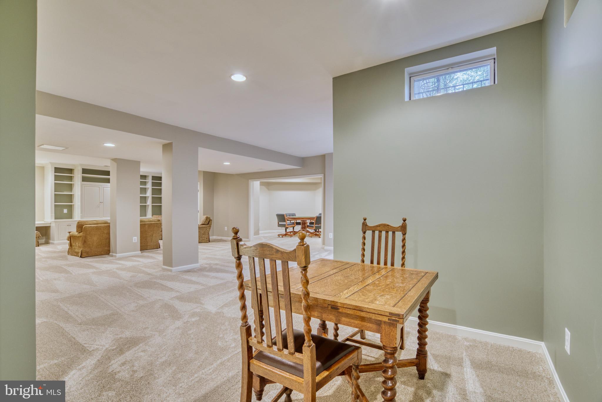 1298 Newkirk Ct