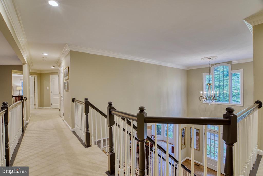 1298 Newkirk Ct