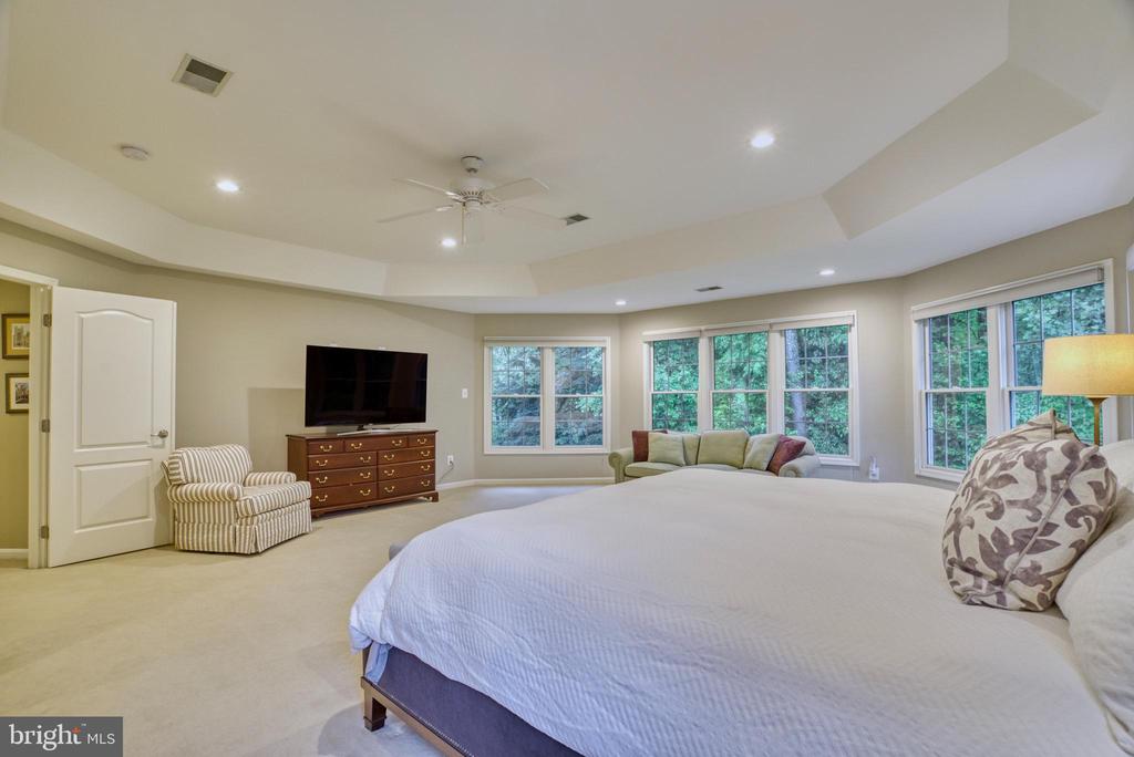 1298 Newkirk Ct