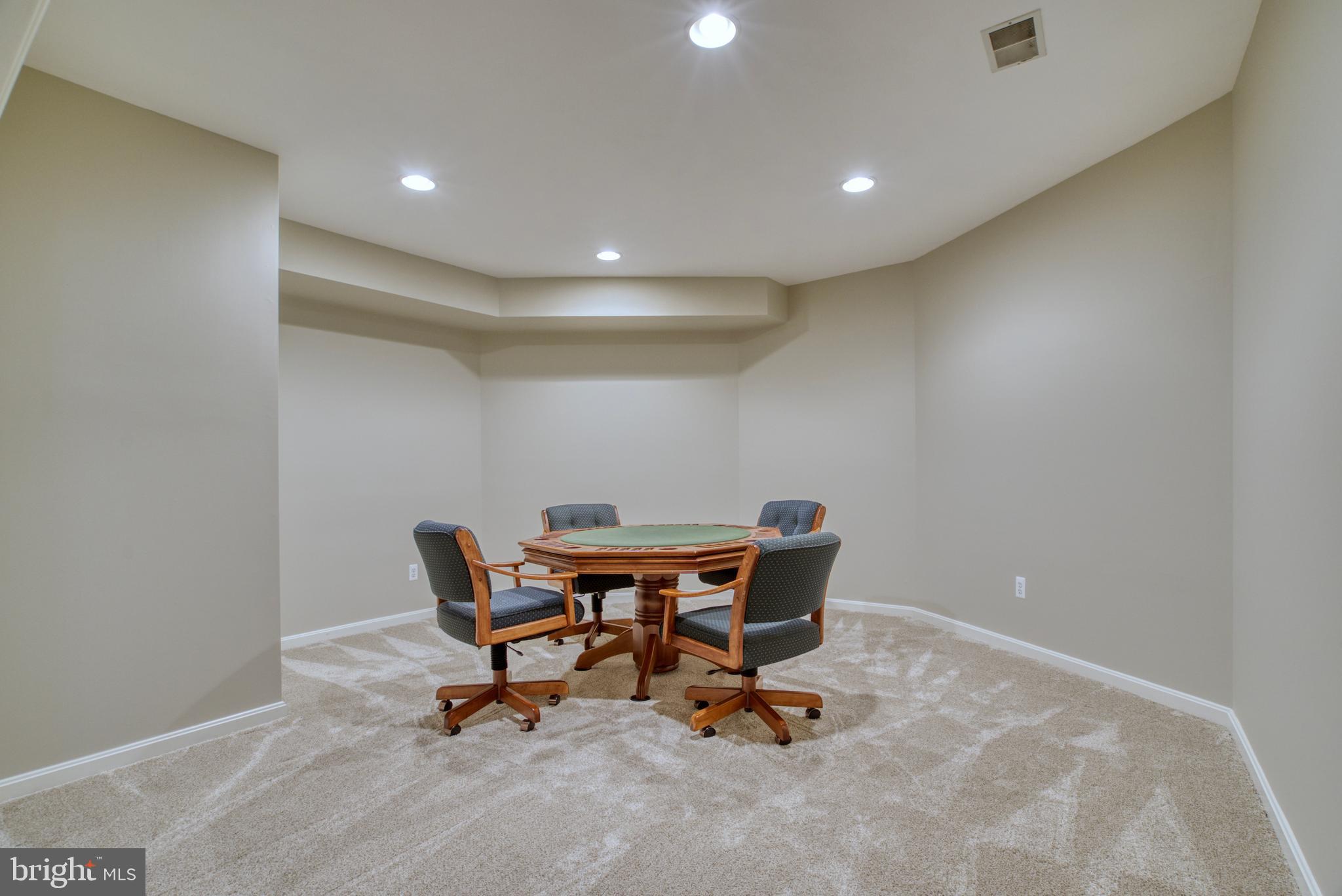 1298 Newkirk Ct