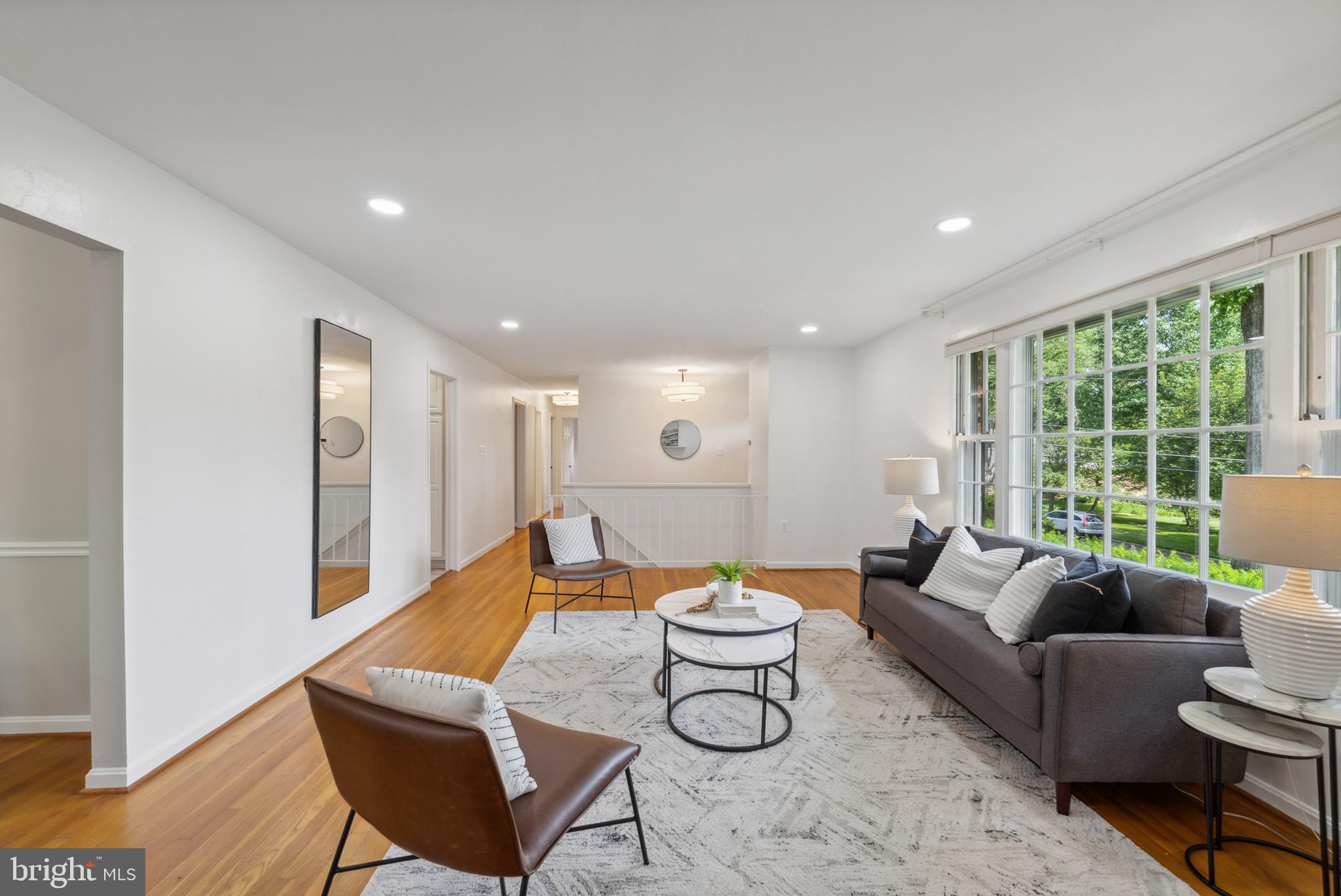 9201 Bayard Pl