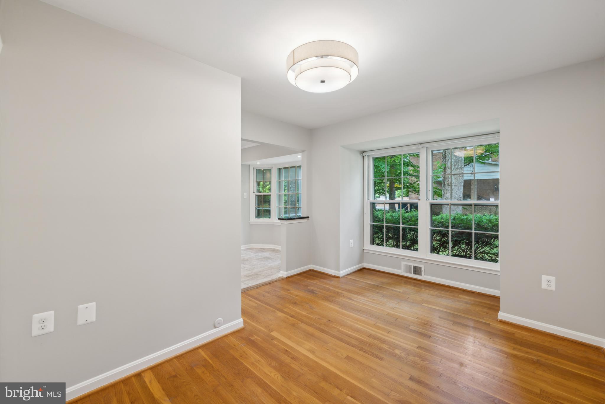9201 Bayard Pl