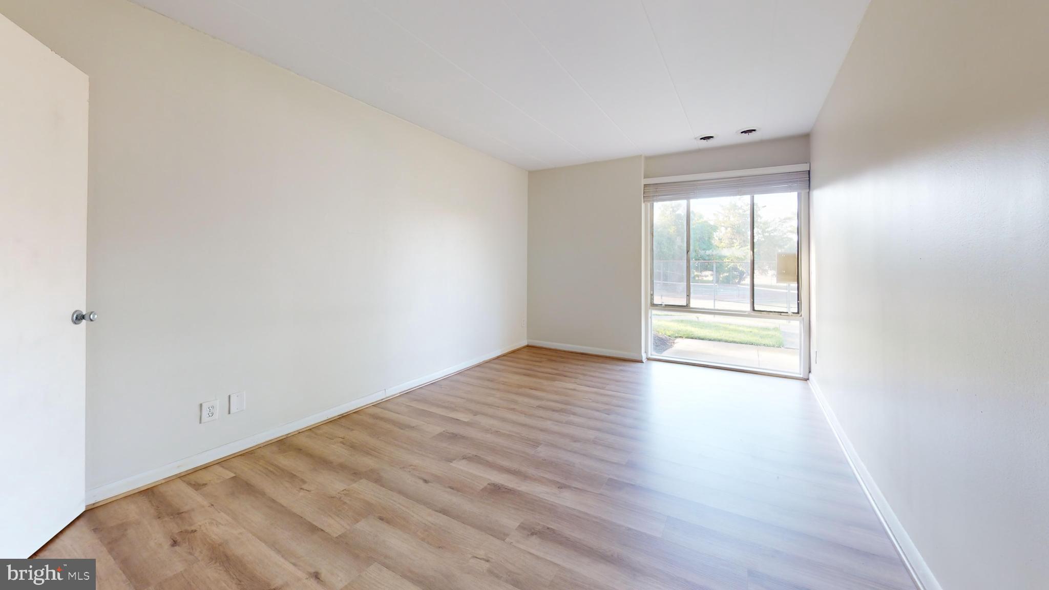 2615 Huntington Ave #49