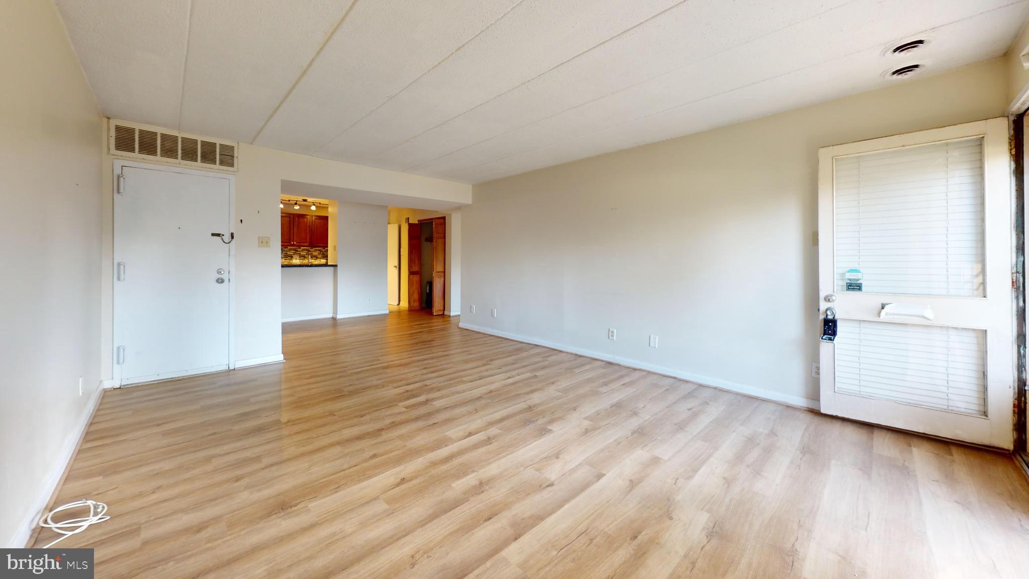 2615 Huntington Ave #49