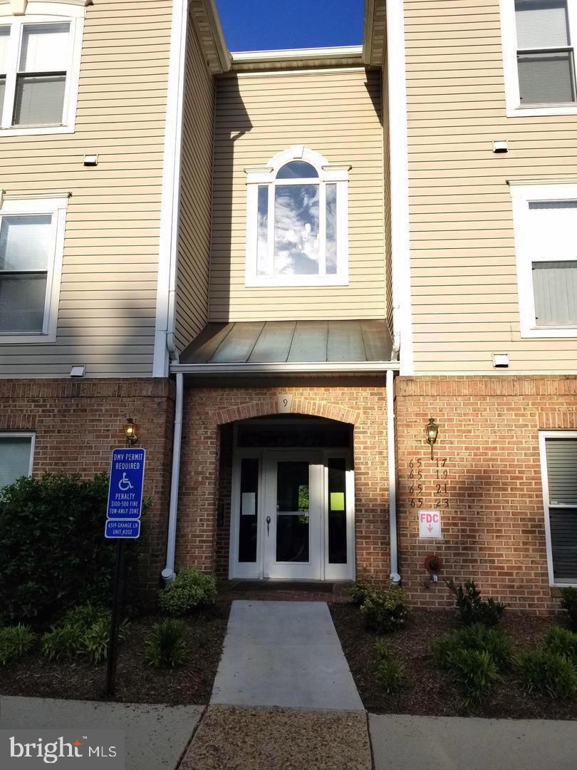 6521 GRANGE LN #303