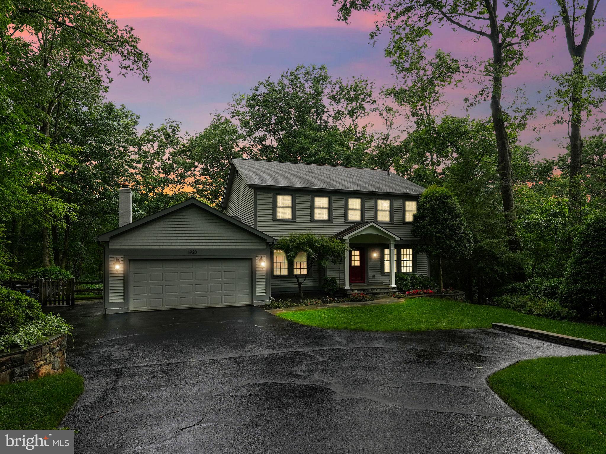 1920 Buckthorn Ln
