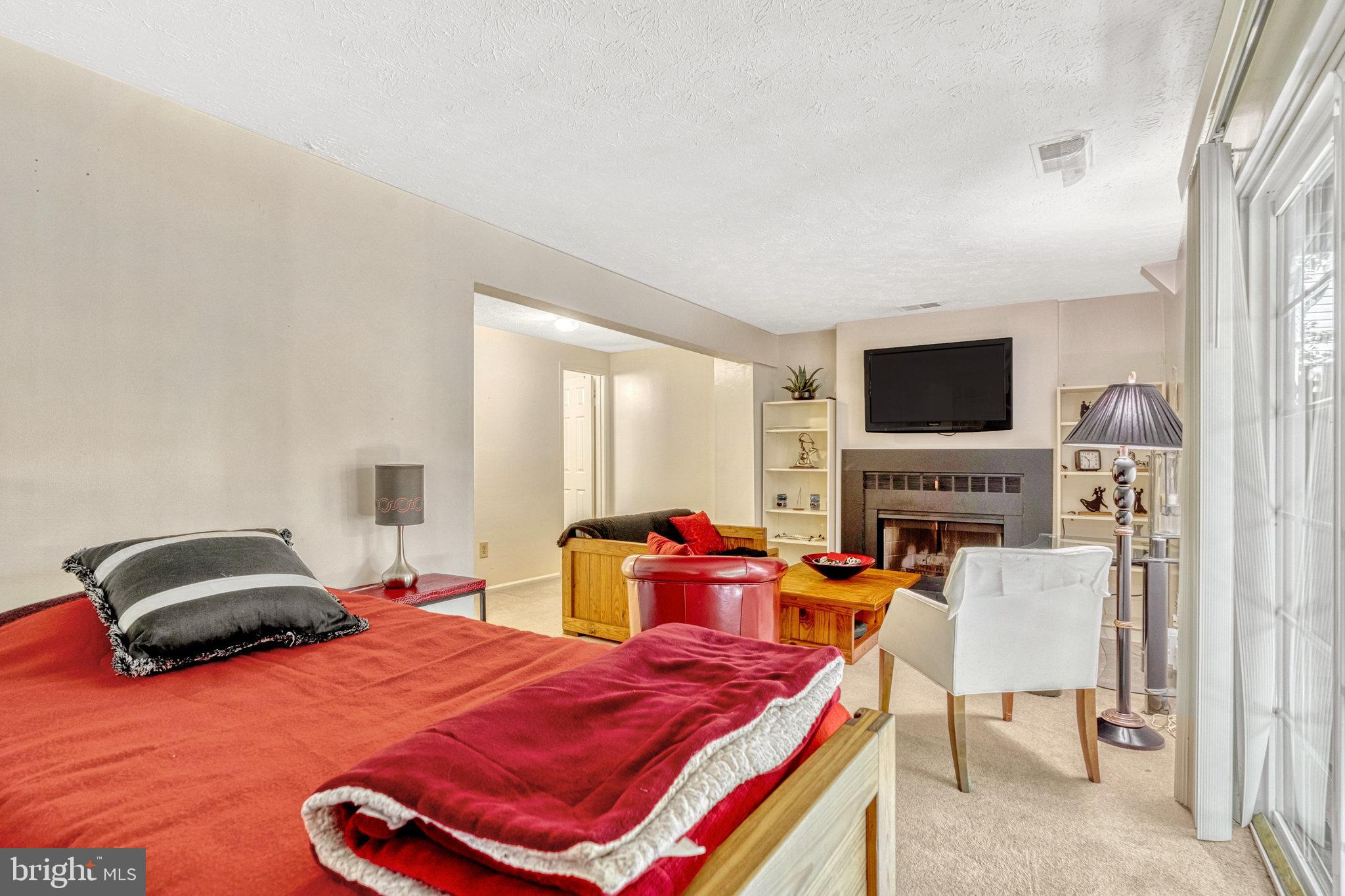 11018 Granby Ct
