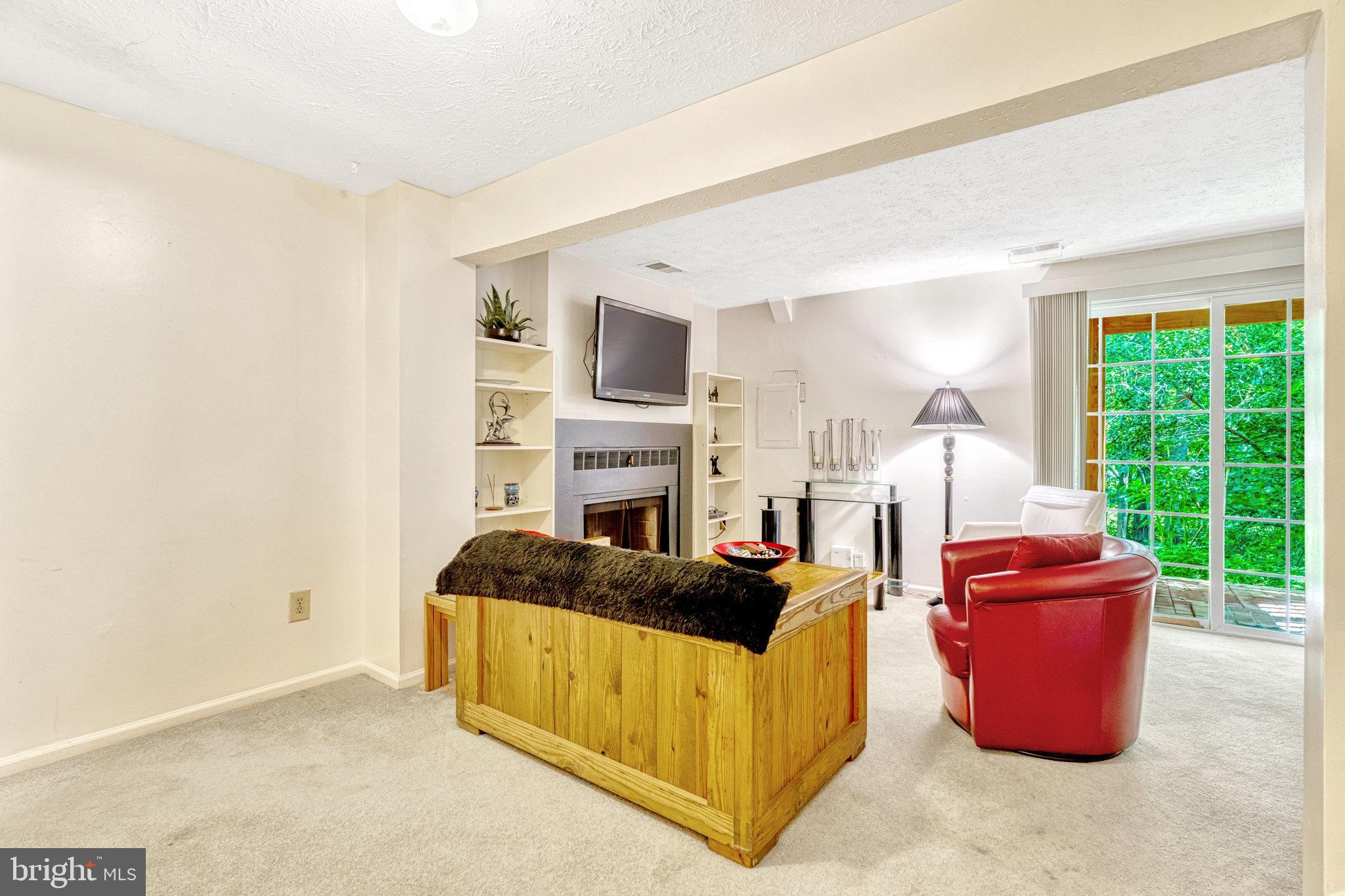 11018 Granby Ct