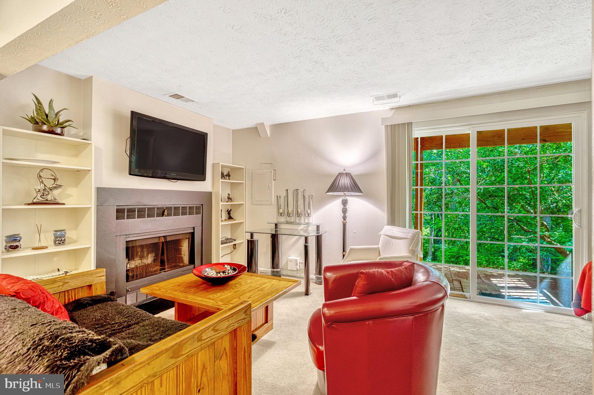11018 Granby Ct