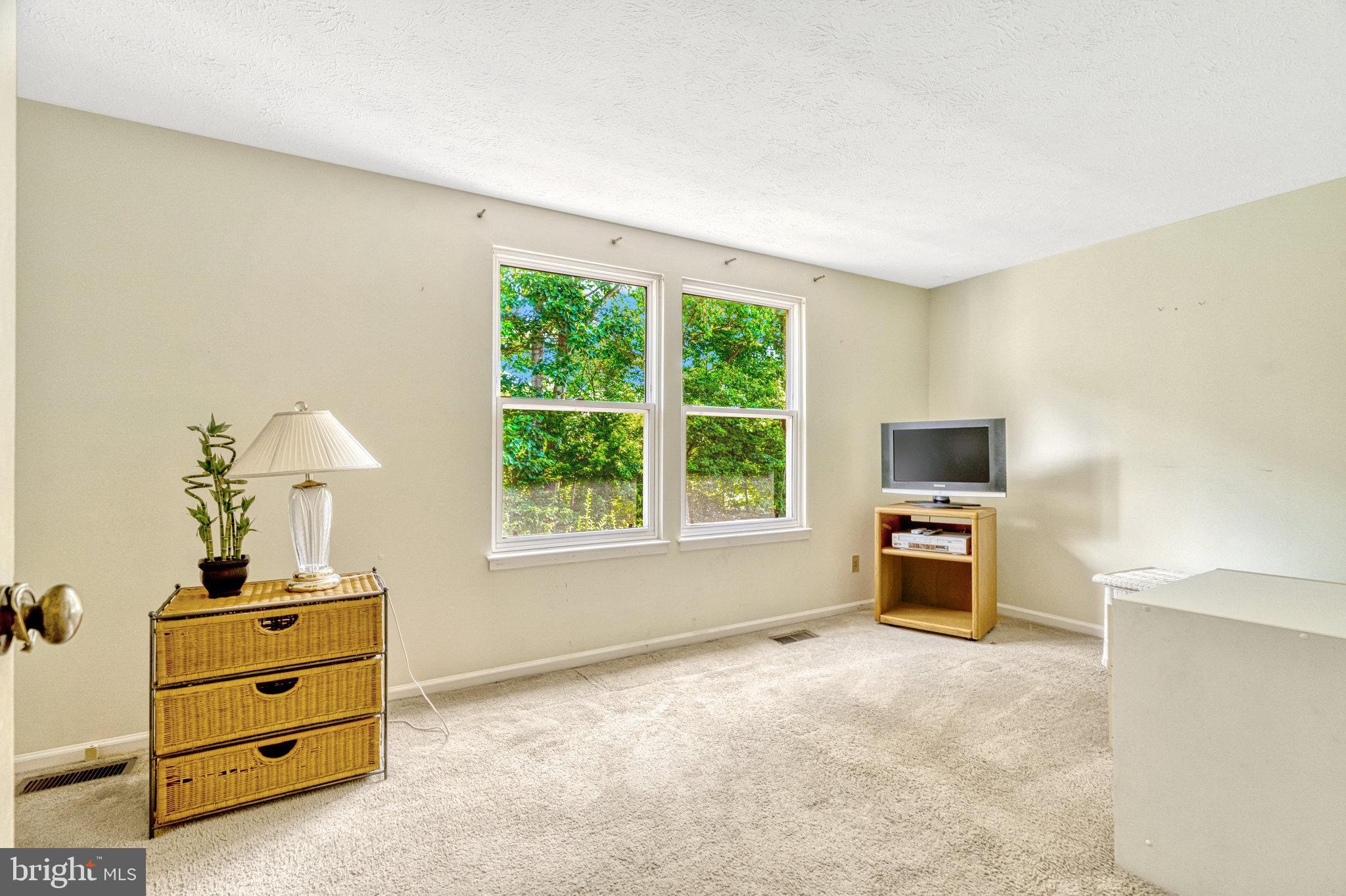 11018 Granby Ct