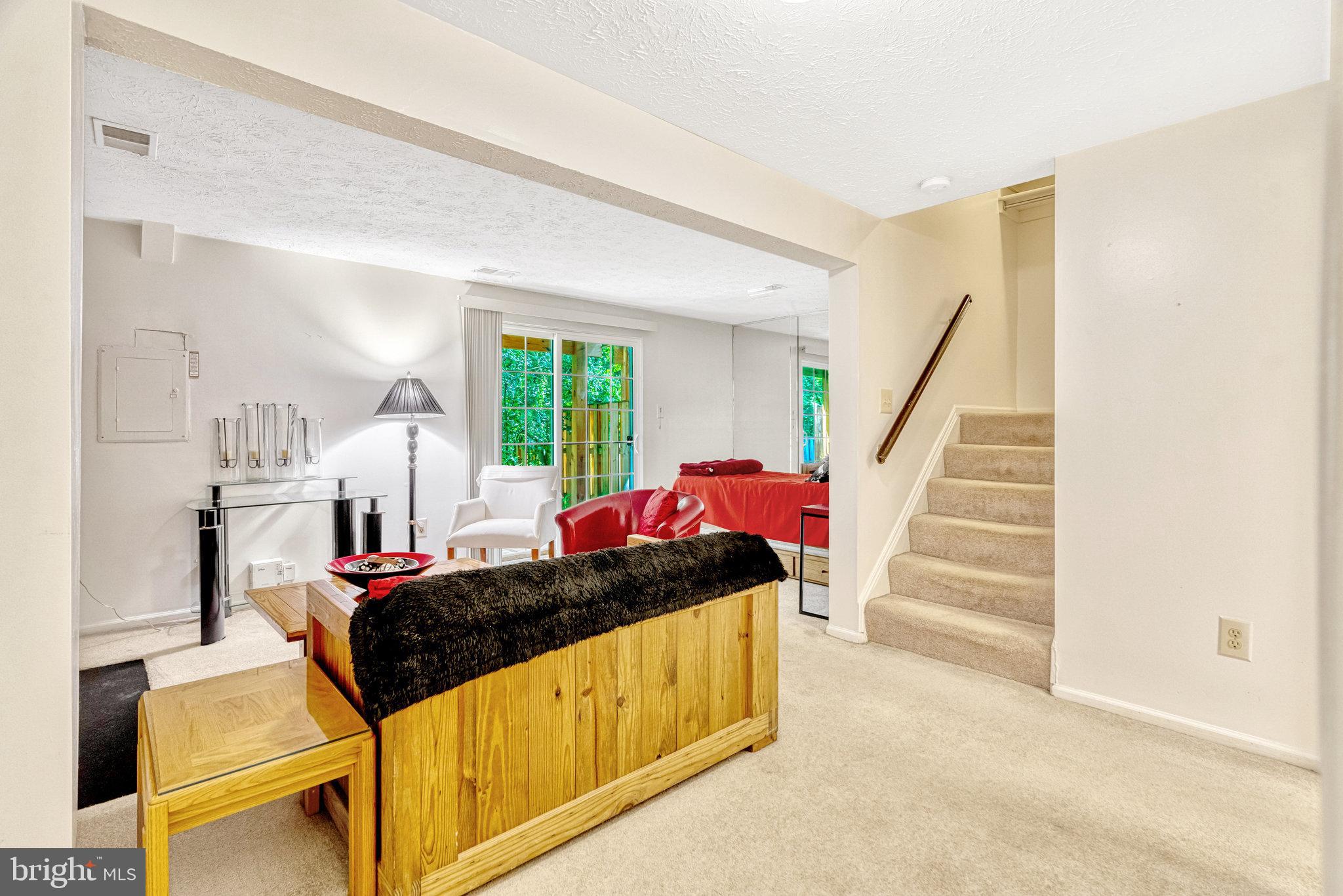 11018 Granby Ct