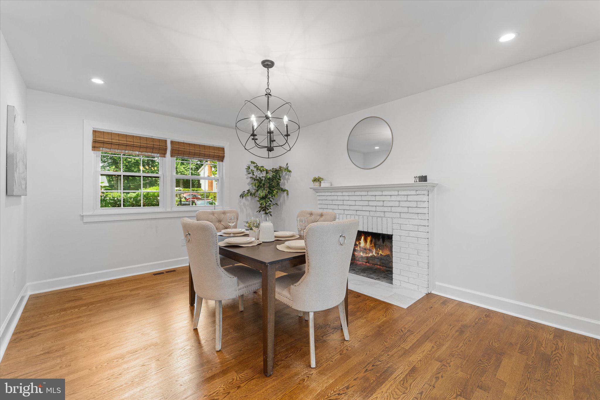 2509 Villanova Dr