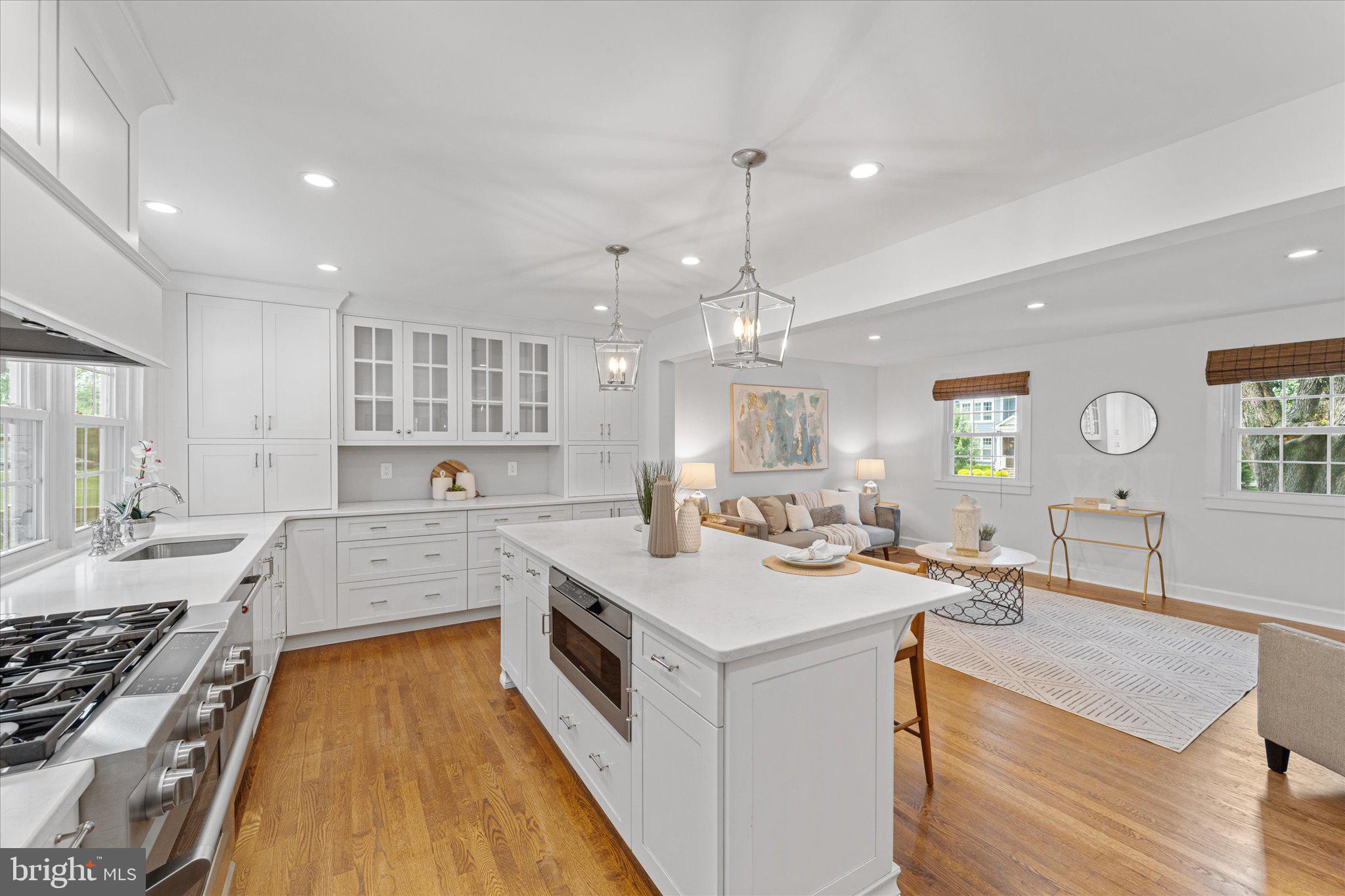2509 Villanova Dr