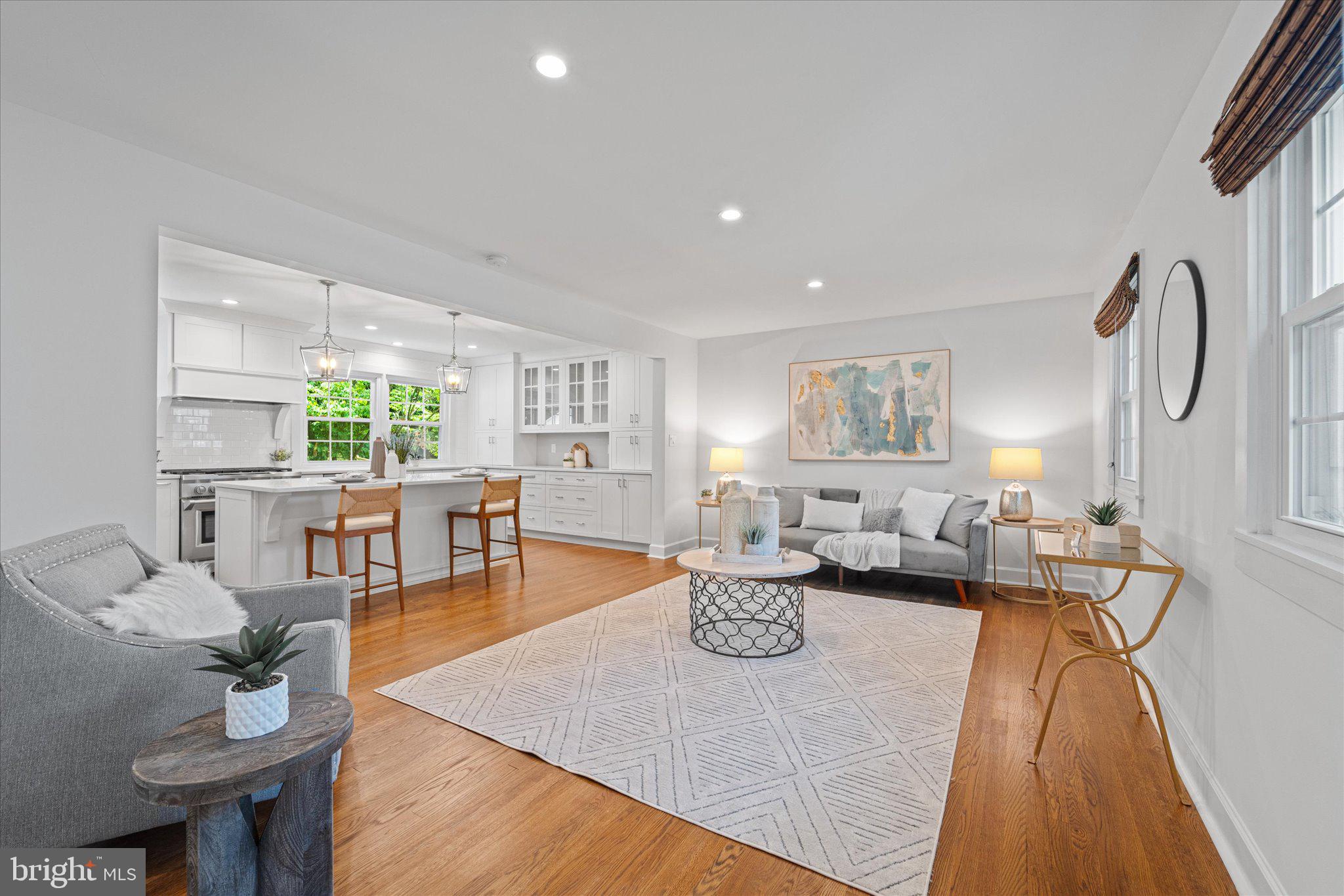 2509 Villanova Dr