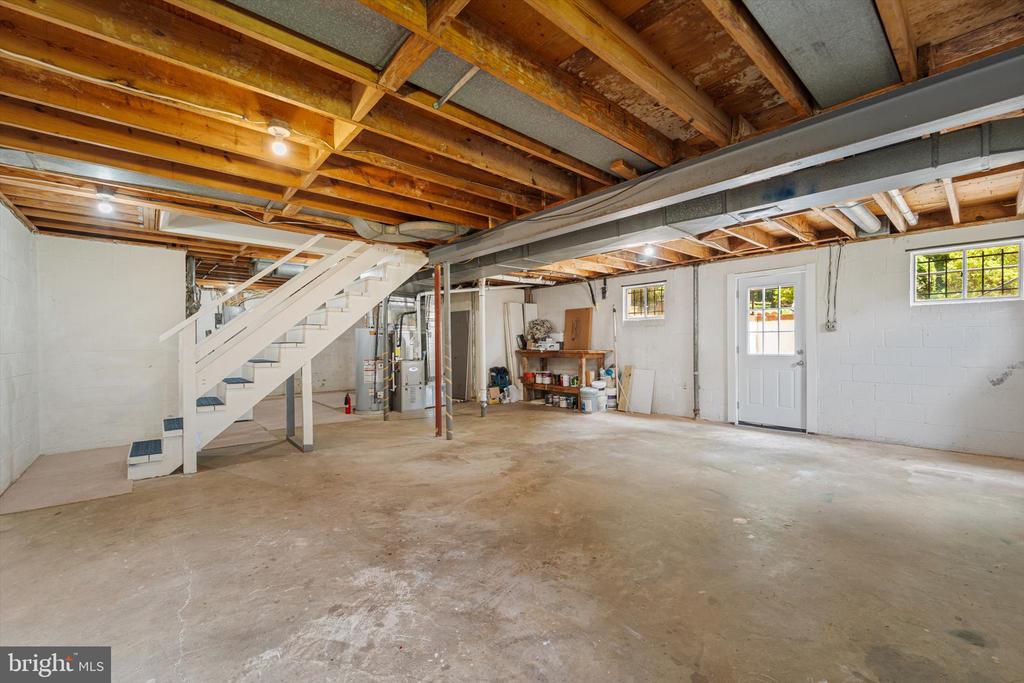 2509 Villanova Dr