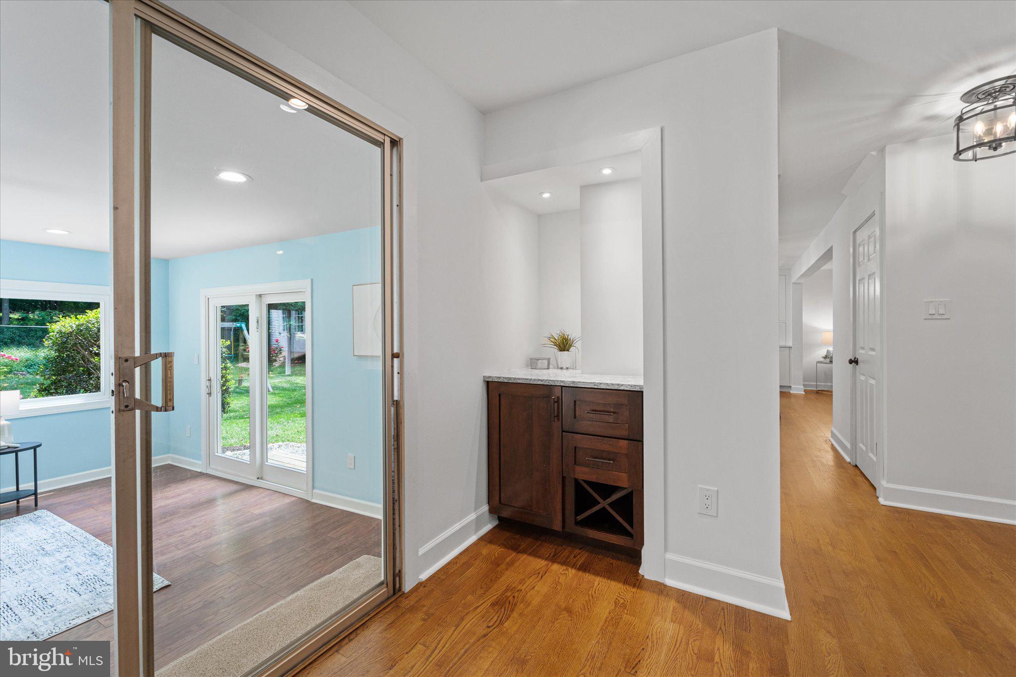 2509 Villanova Dr