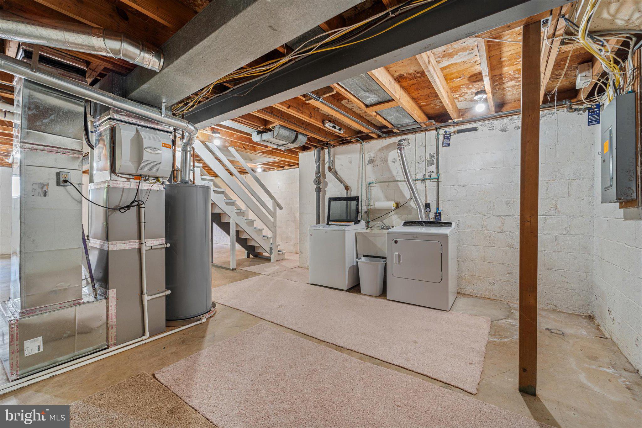 2509 Villanova Dr