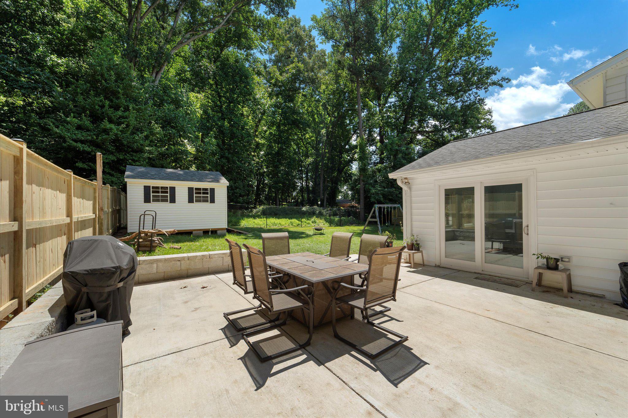 2509 Villanova Dr