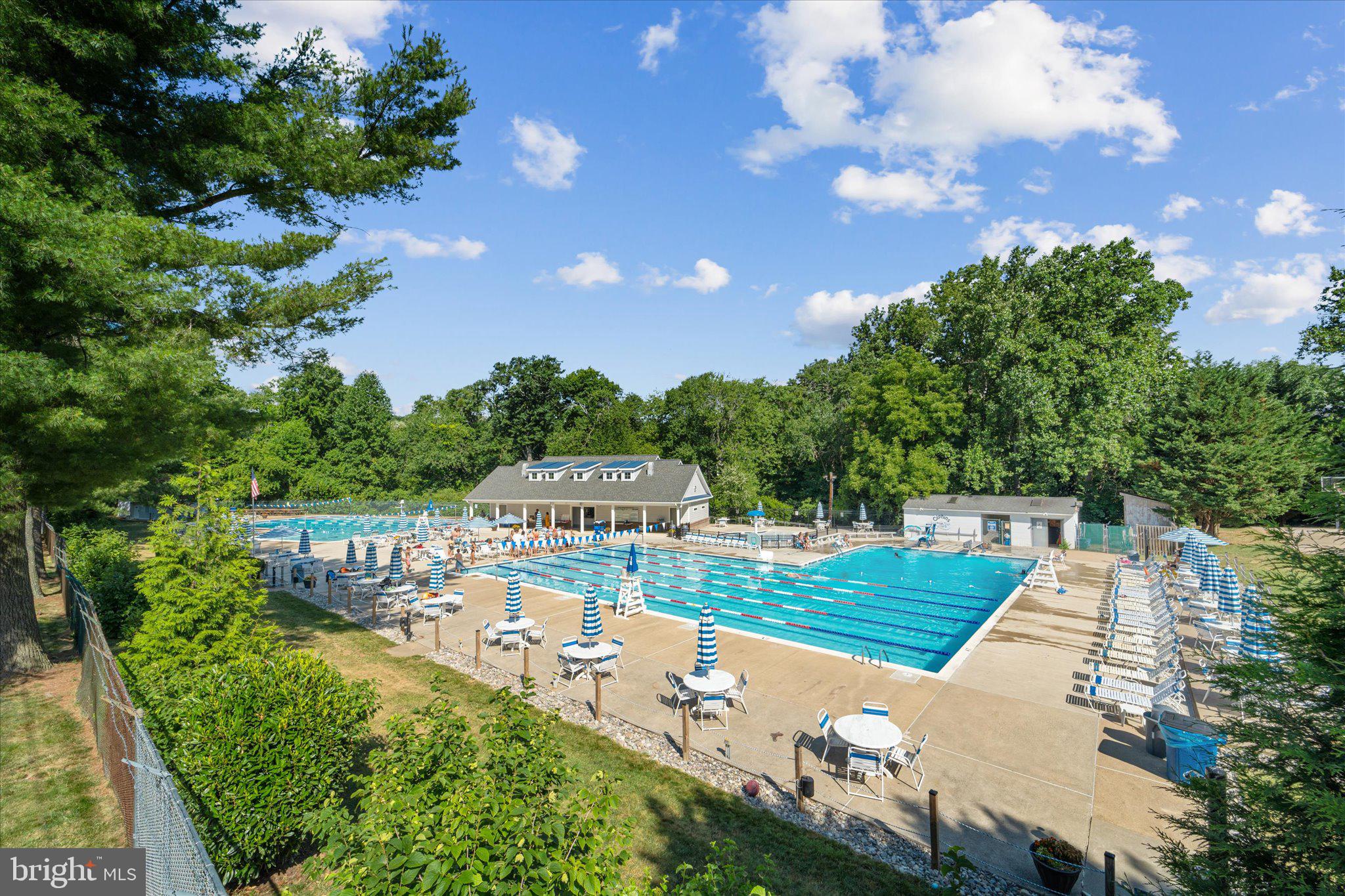 2509 Villanova Dr