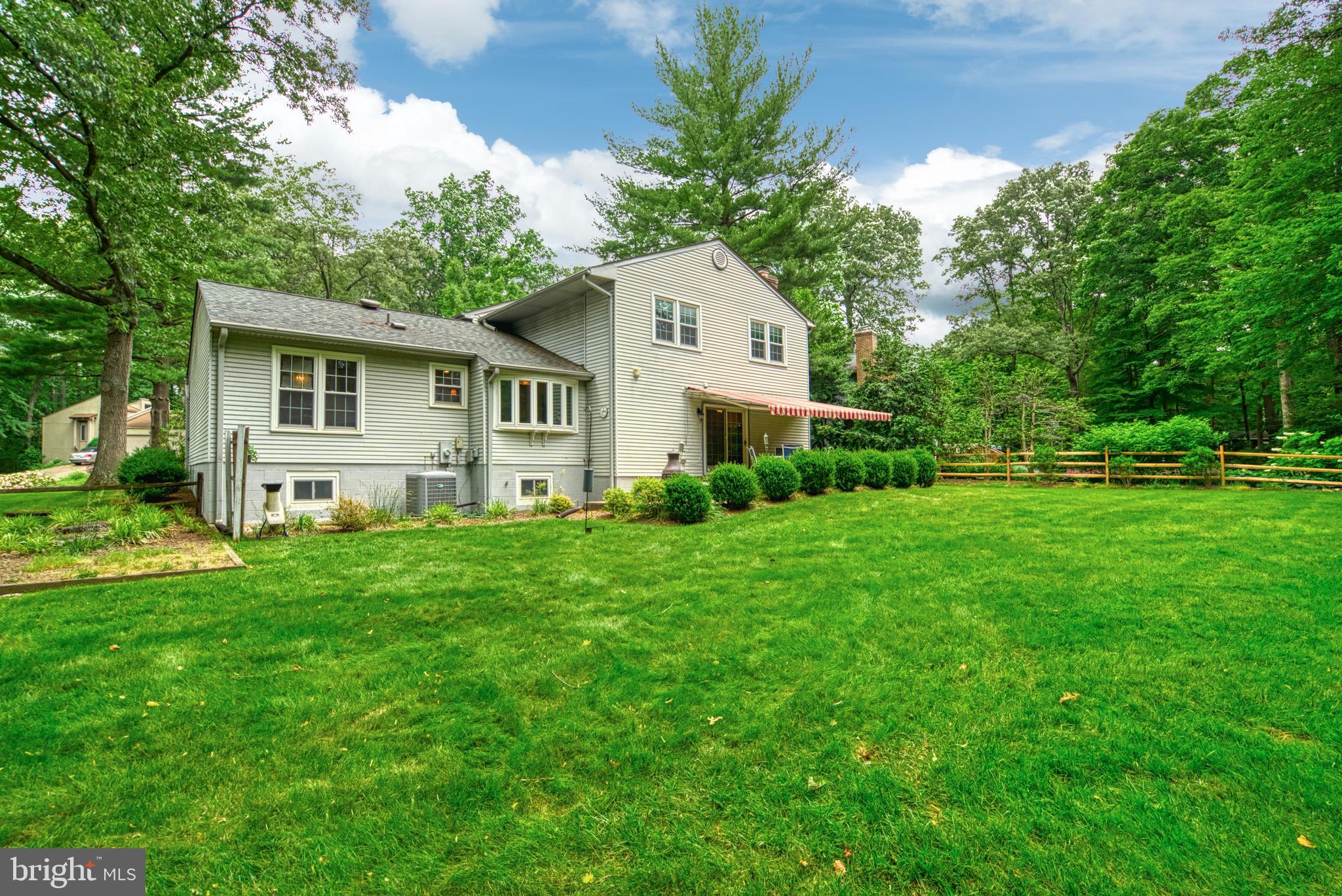 2473 Freetown Dr