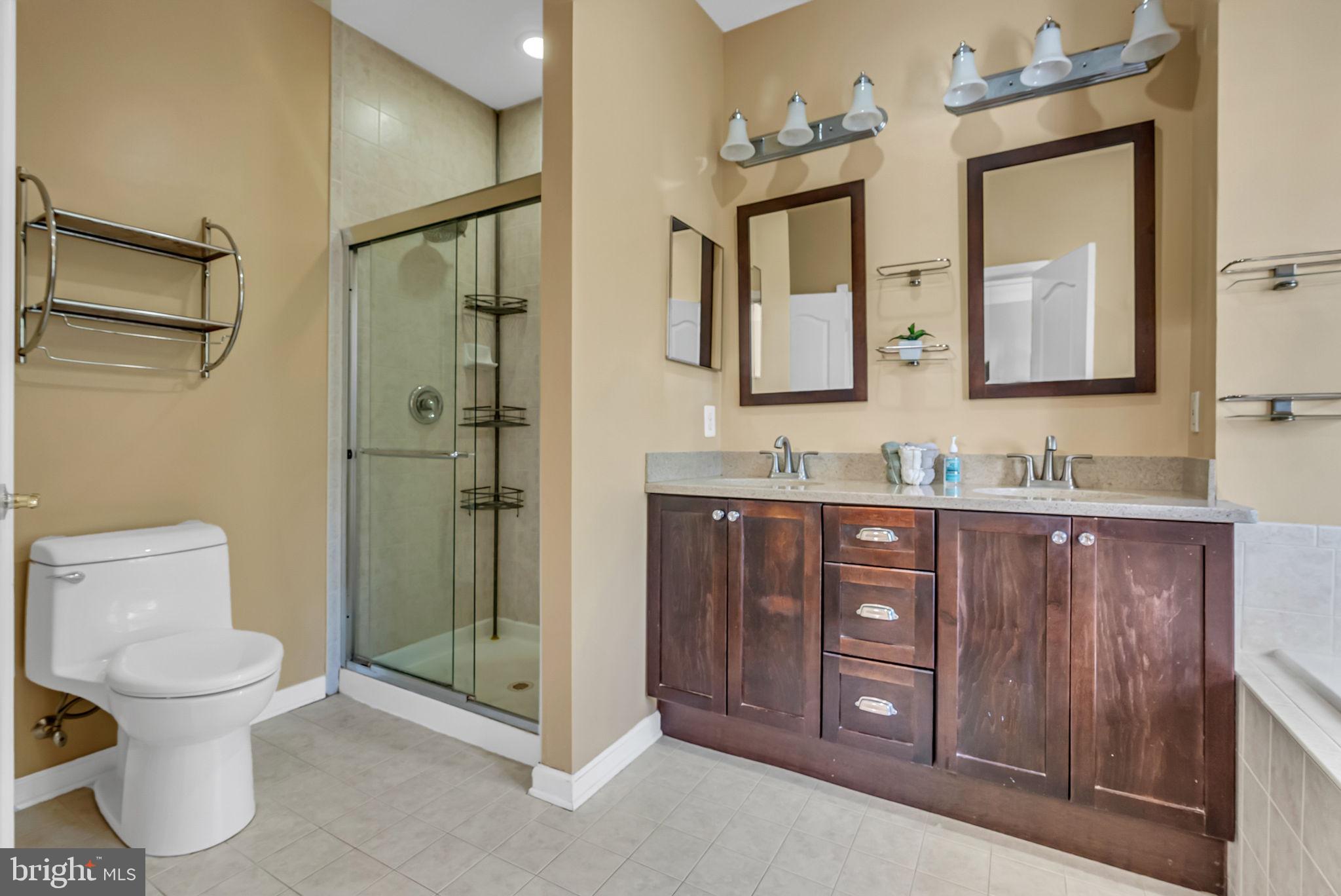 6889 Rolling Creek Way