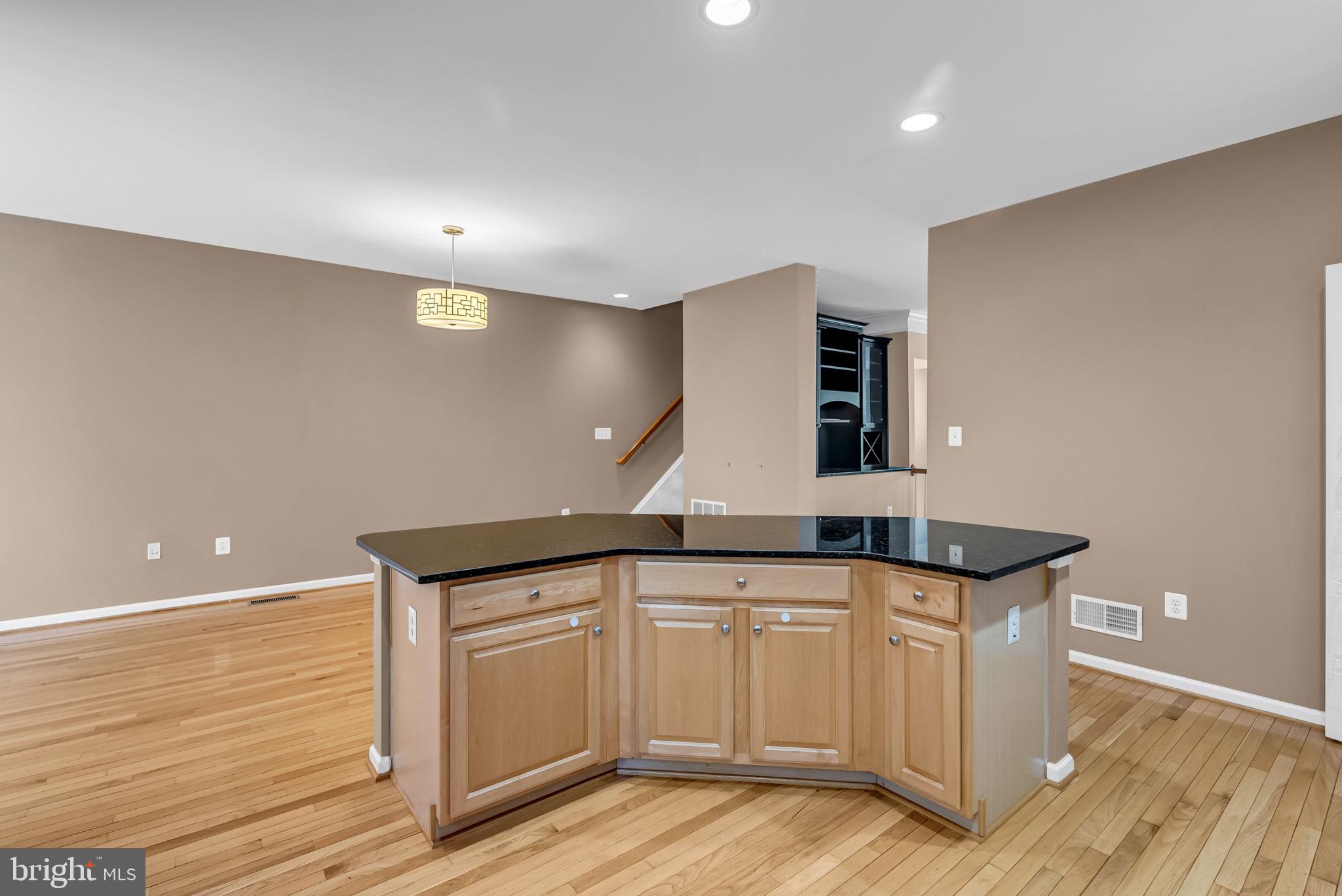 6889 Rolling Creek Way