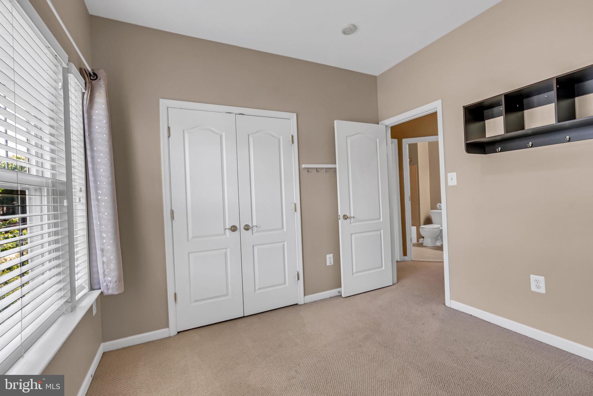 6889 Rolling Creek Way