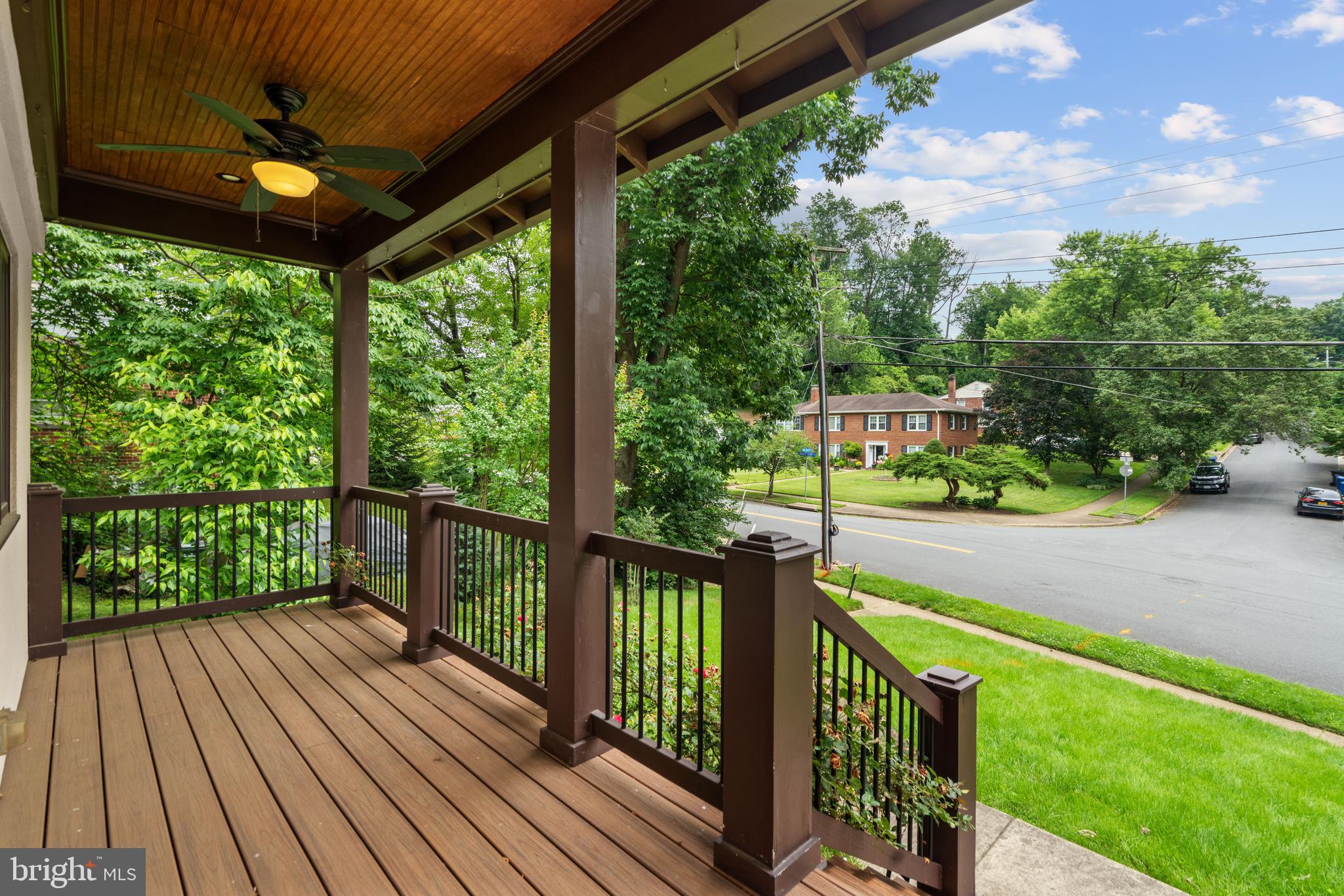 3306 Patrick Henry Dr