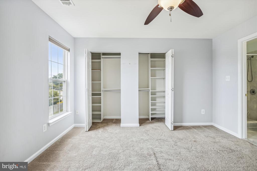 8360 HUNTER MURPHY CIR