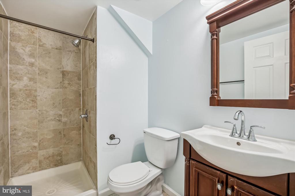 8360 HUNTER MURPHY CIR