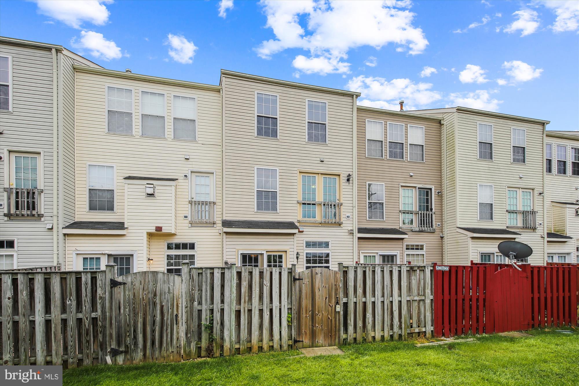 8360 HUNTER MURPHY CIR