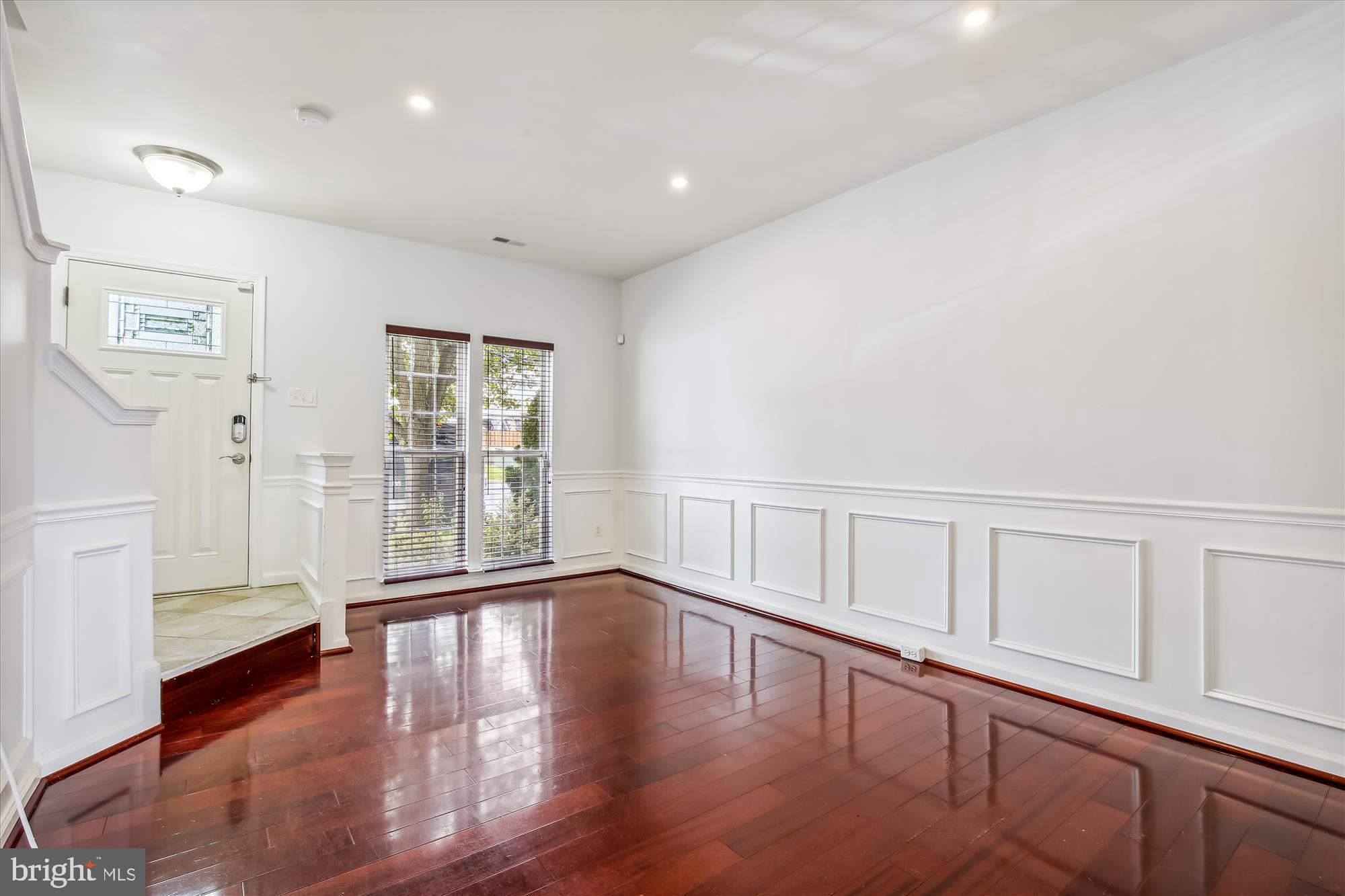 8360 HUNTER MURPHY CIR