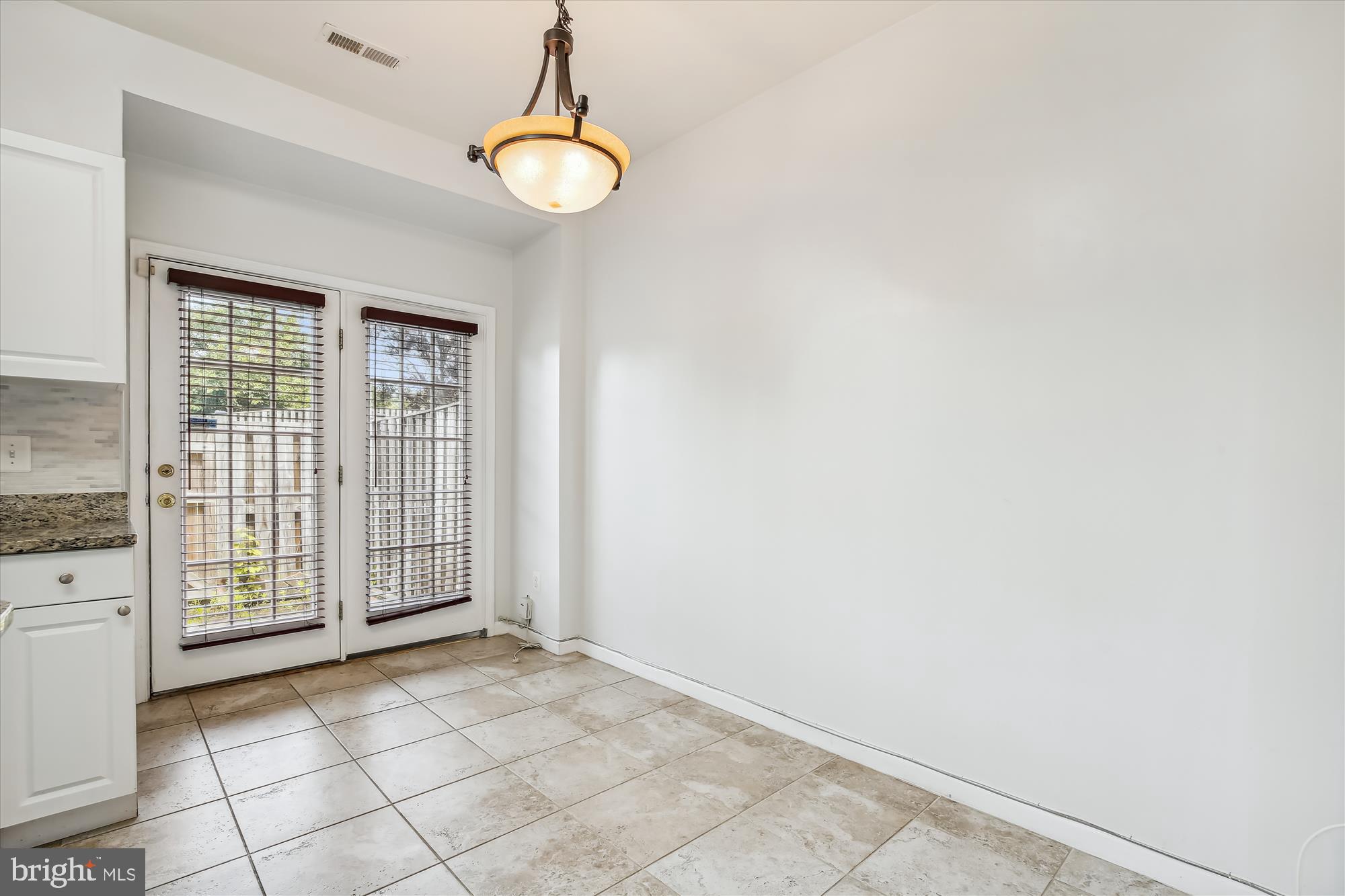 8360 HUNTER MURPHY CIR