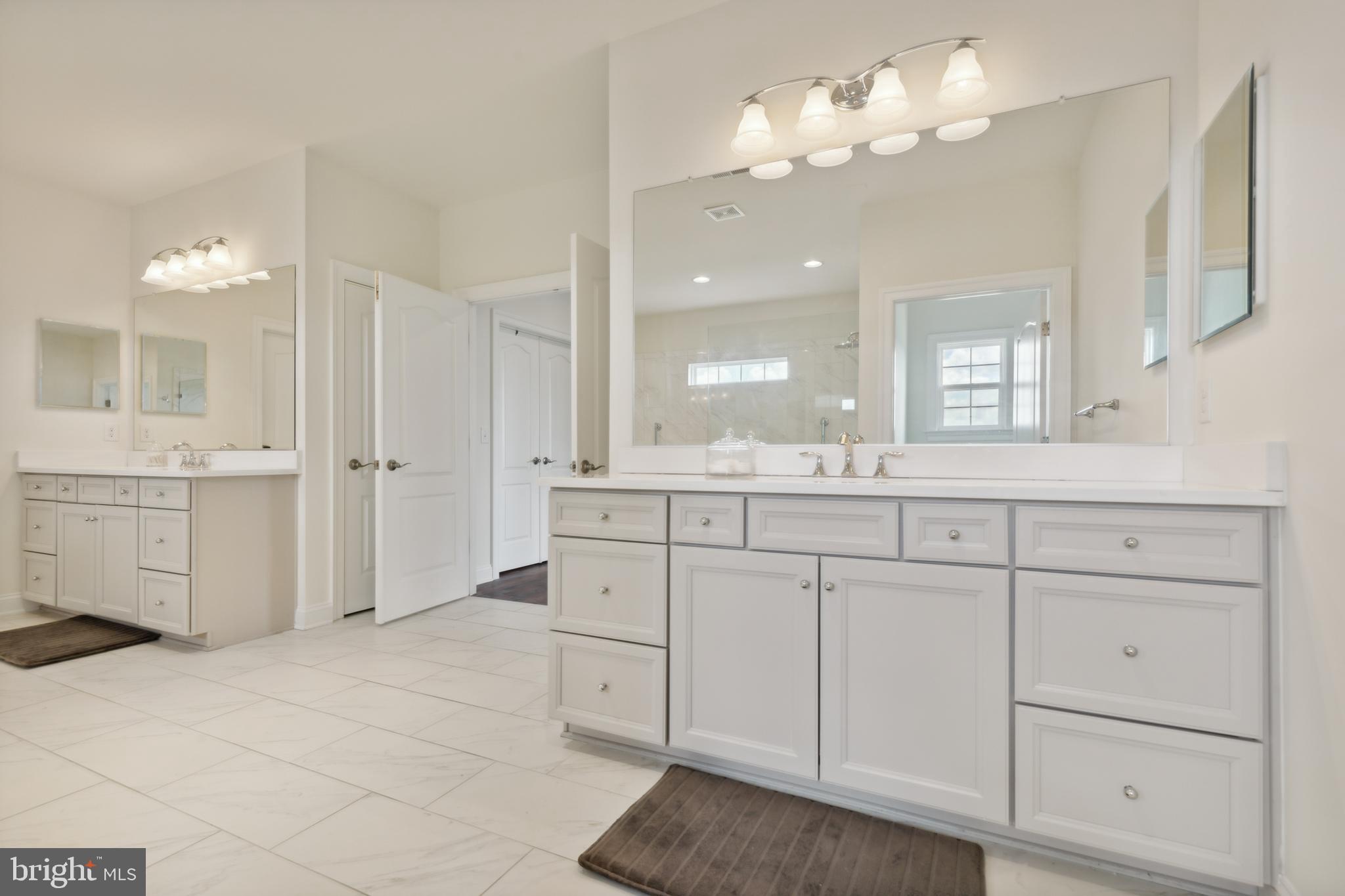 16205 Sunset View Trl
