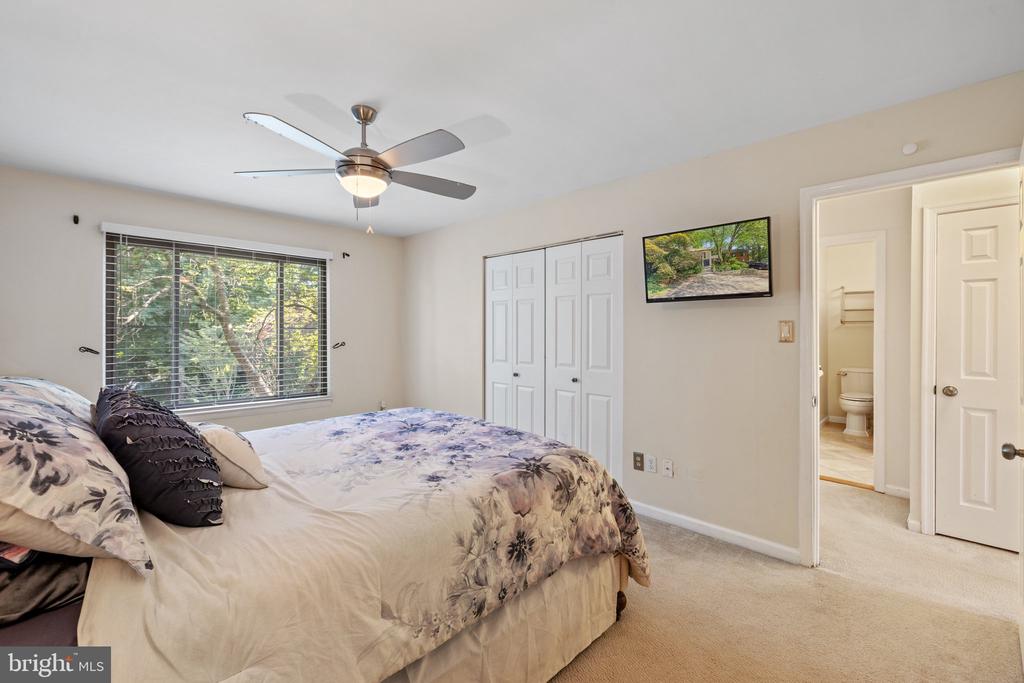 10905 KNIGHTS BRIDGE COURT