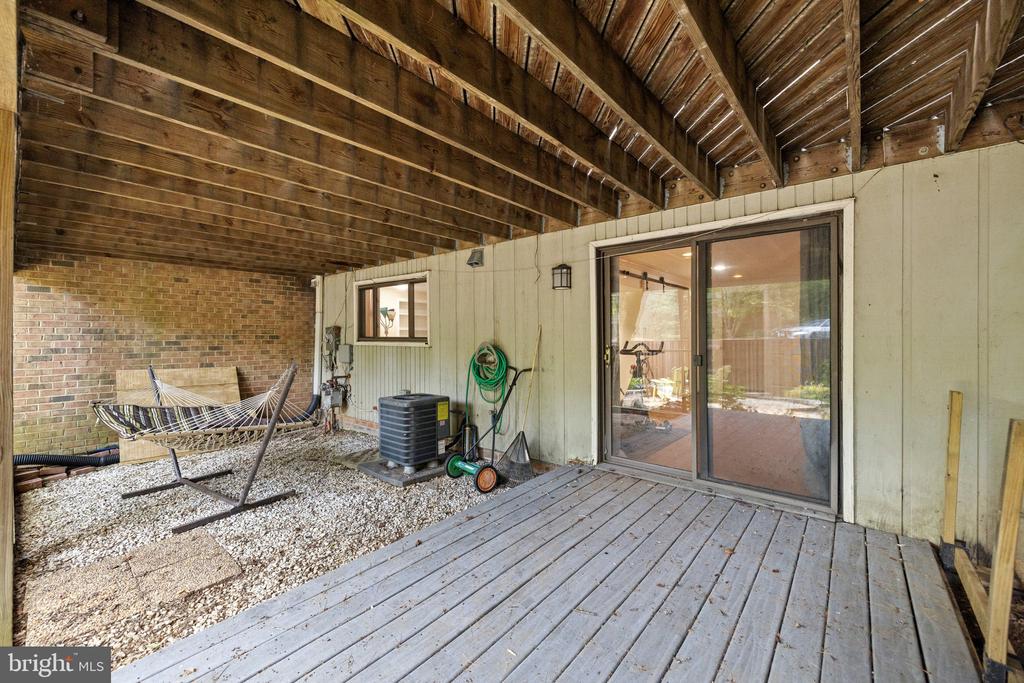 10905 KNIGHTS BRIDGE COURT