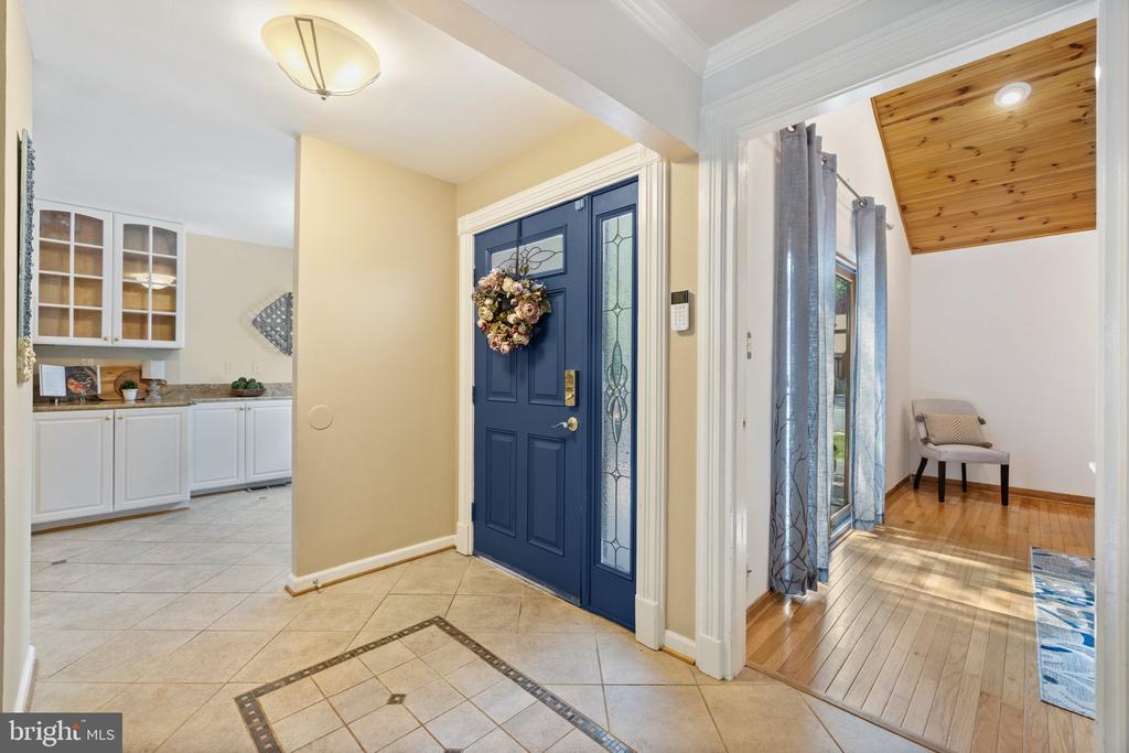 10905 KNIGHTS BRIDGE COURT