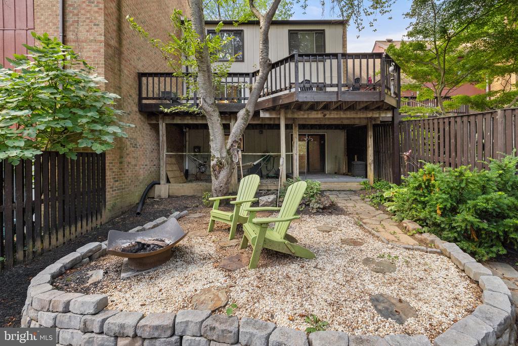 10905 KNIGHTS BRIDGE COURT