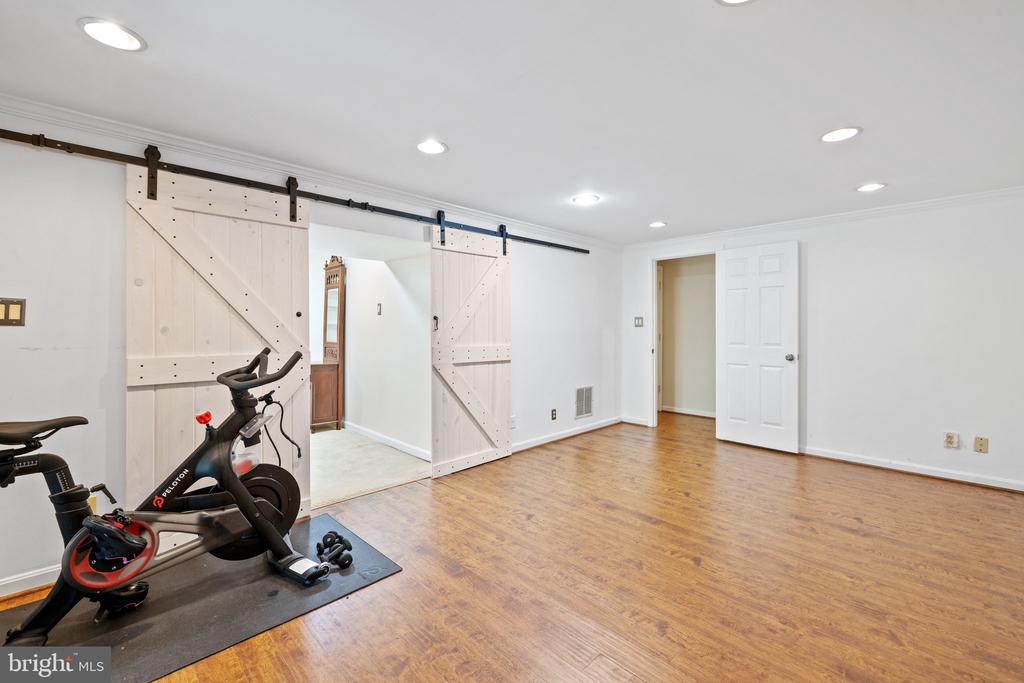 10905 KNIGHTS BRIDGE COURT