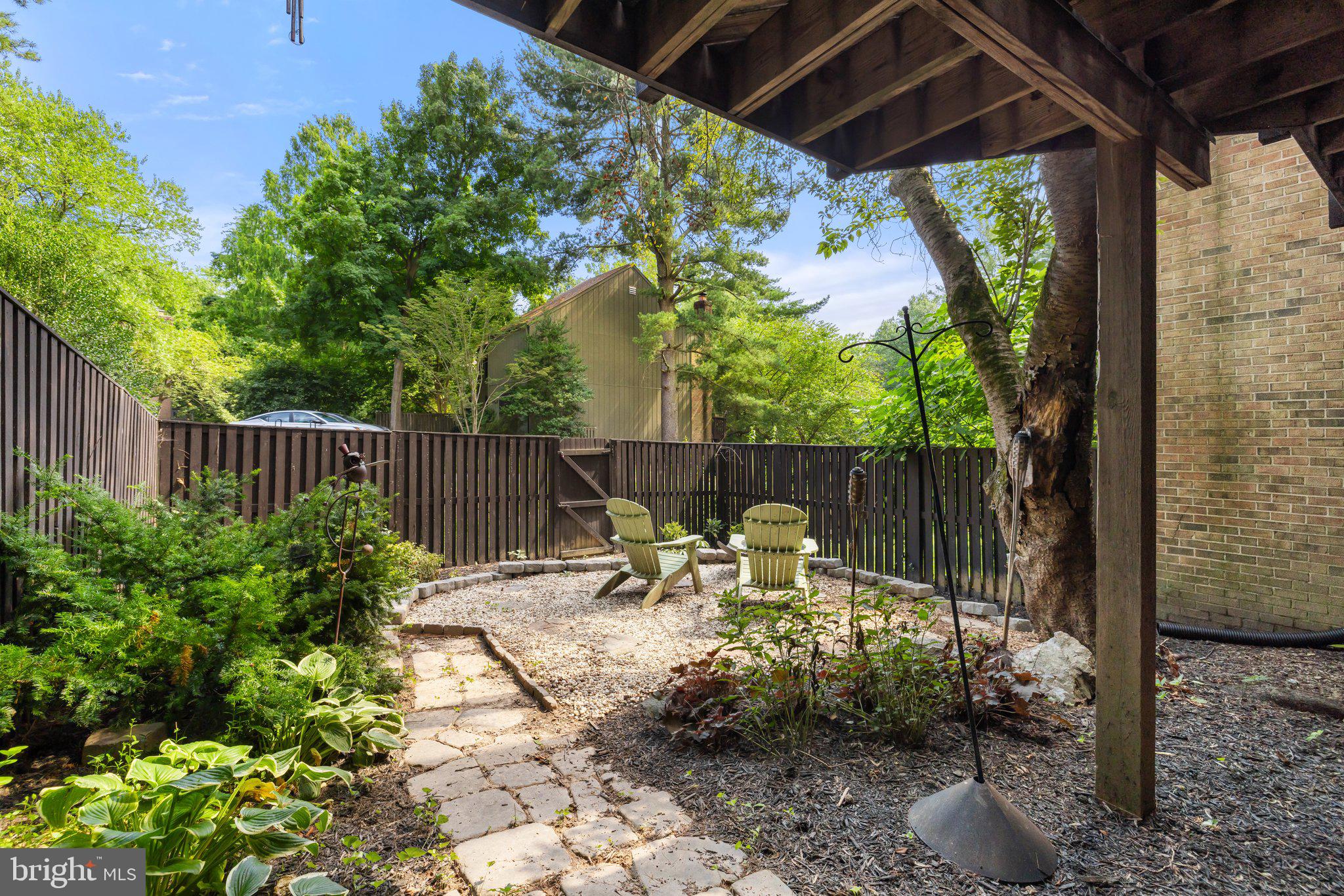 10905 KNIGHTS BRIDGE COURT