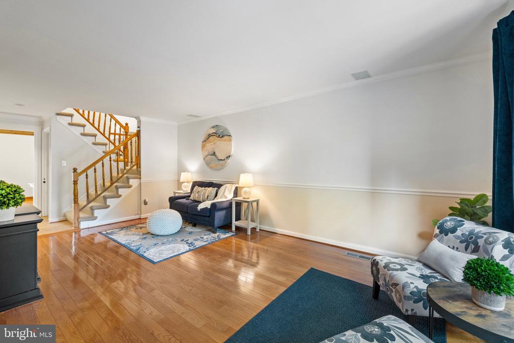10905 KNIGHTS BRIDGE COURT