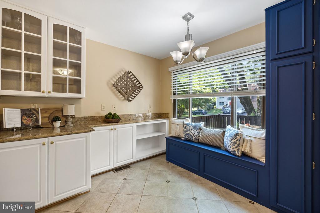 10905 KNIGHTS BRIDGE COURT